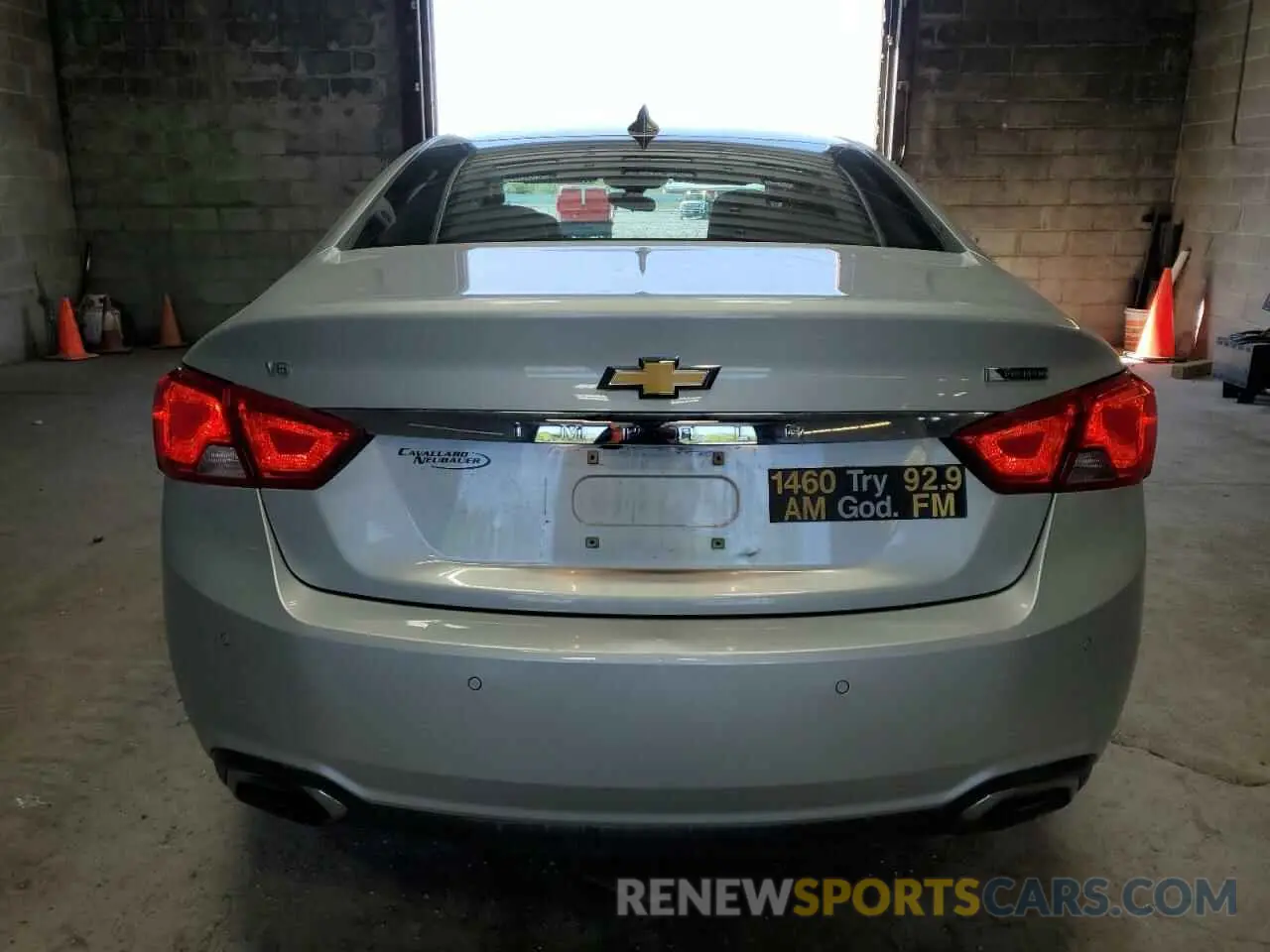 6 fotografías del automóvil dañado 2G1105S39K9160145 CHEVROLET IMPALA 2019