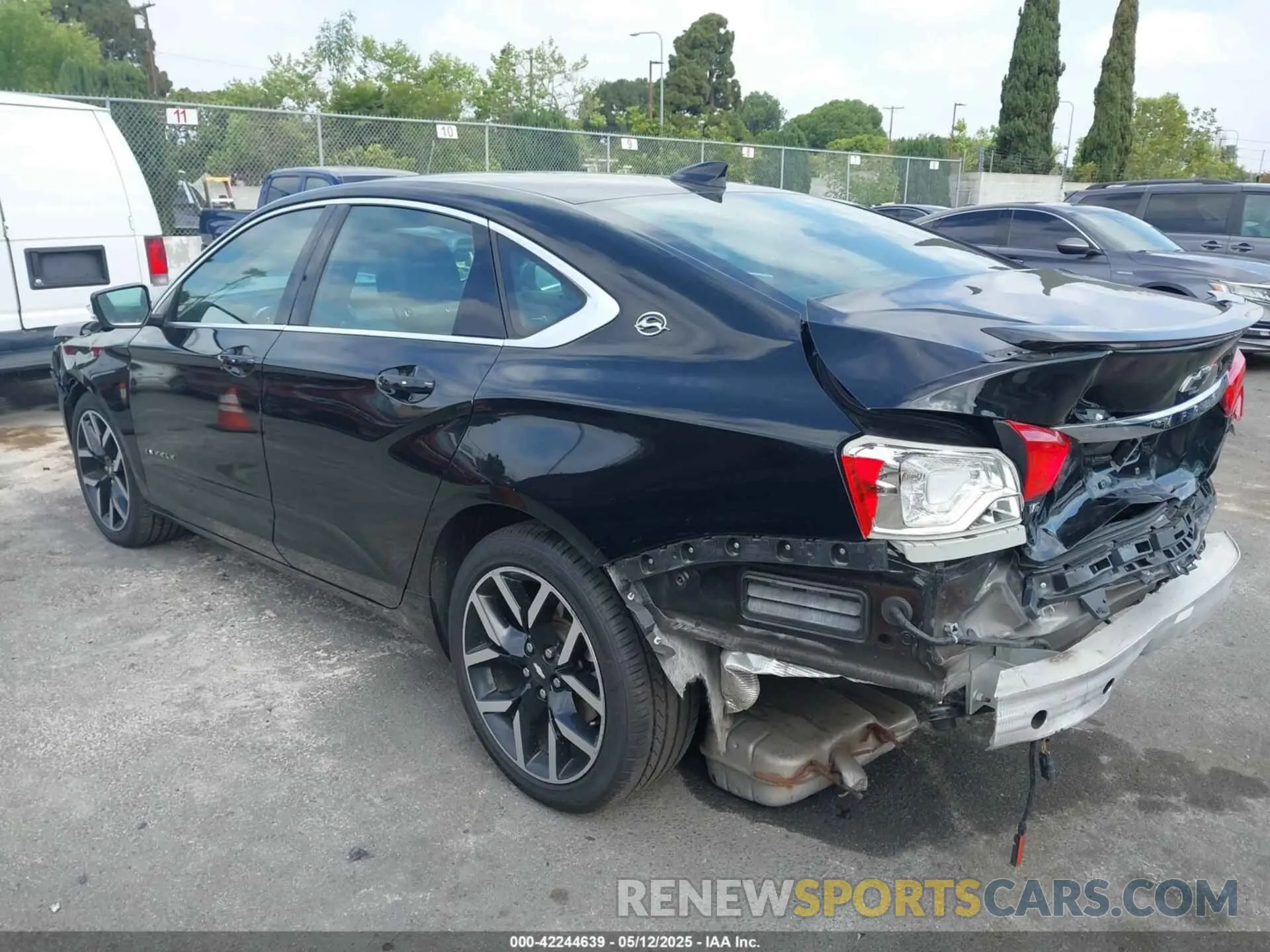 3 fotografías del automóvil dañado 2G11Z5S31K9121023 CHEVROLET IMPALA 2019