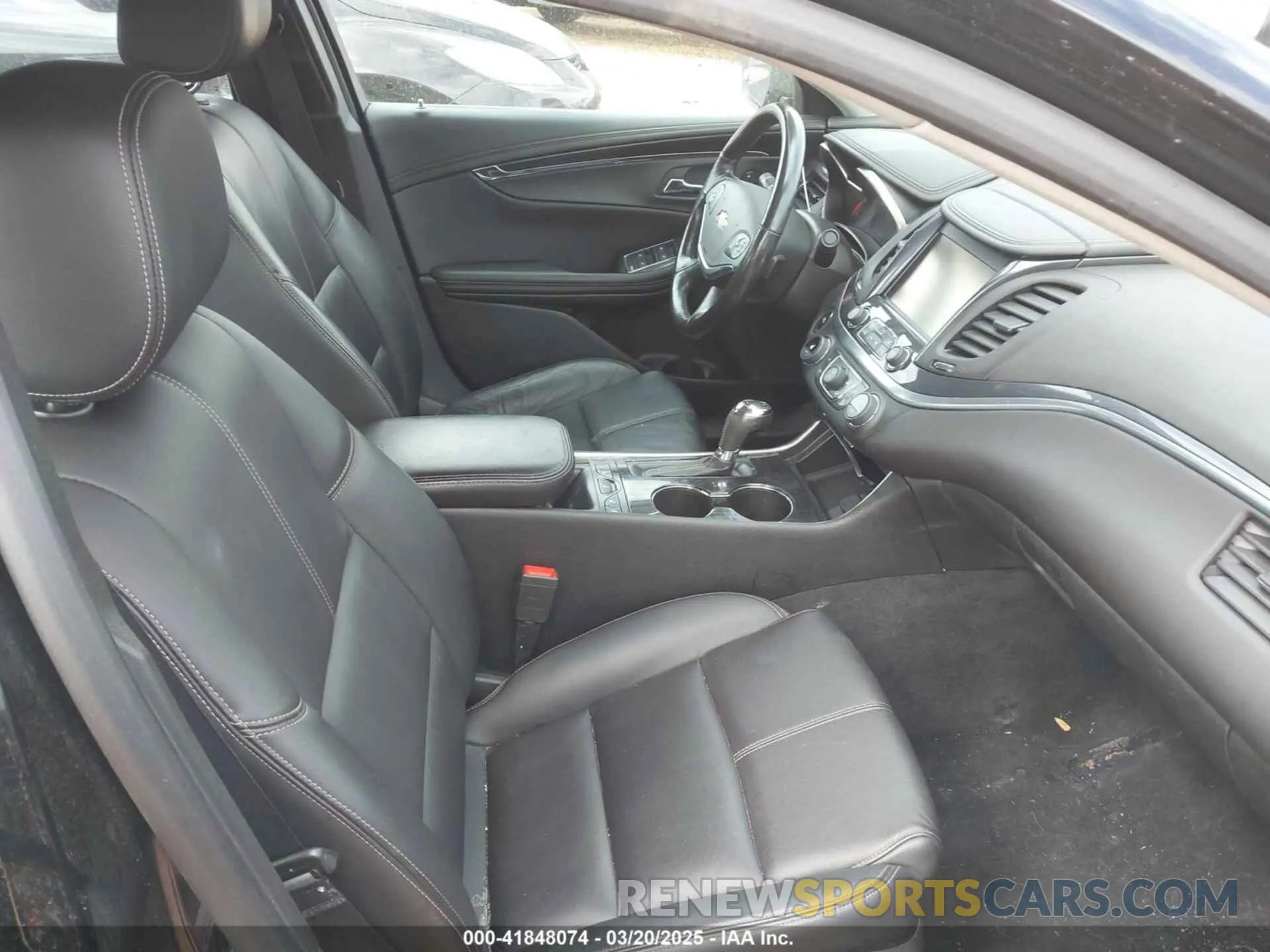 5 fotografías del automóvil dañado 2G11Z5S32K9129986 CHEVROLET IMPALA 2019