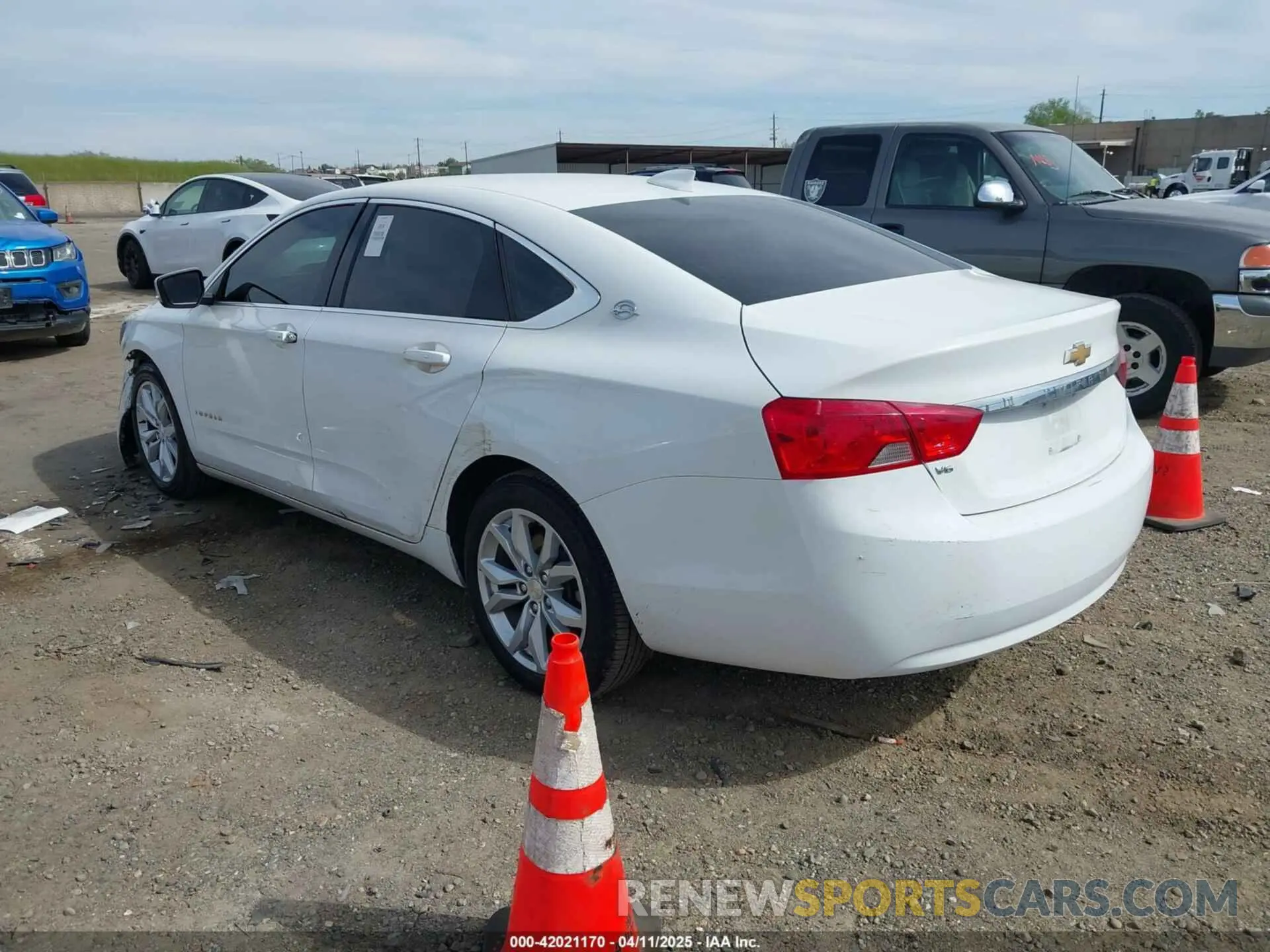 3 fotografías del automóvil dañado 2G11Z5S33K9109844 CHEVROLET IMPALA 2019