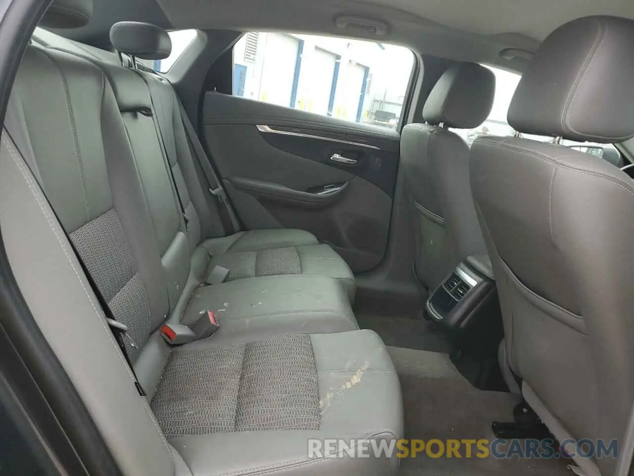 10 fotografías del automóvil dañado 2G11Z5S33K9109911 CHEVROLET IMPALA 2019