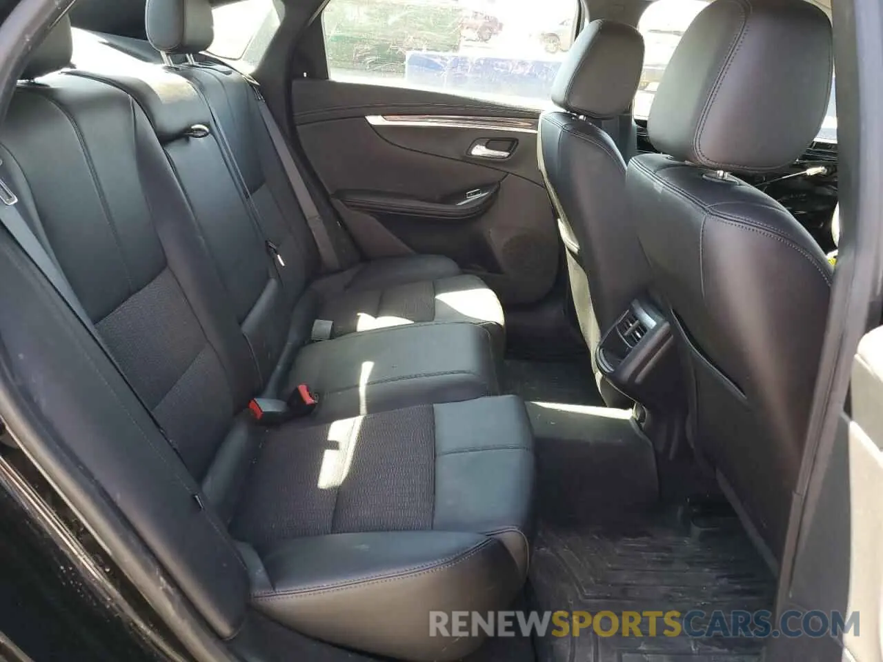 10 fotografías del automóvil dañado 2G11Z5S33K9113330 CHEVROLET IMPALA 2019