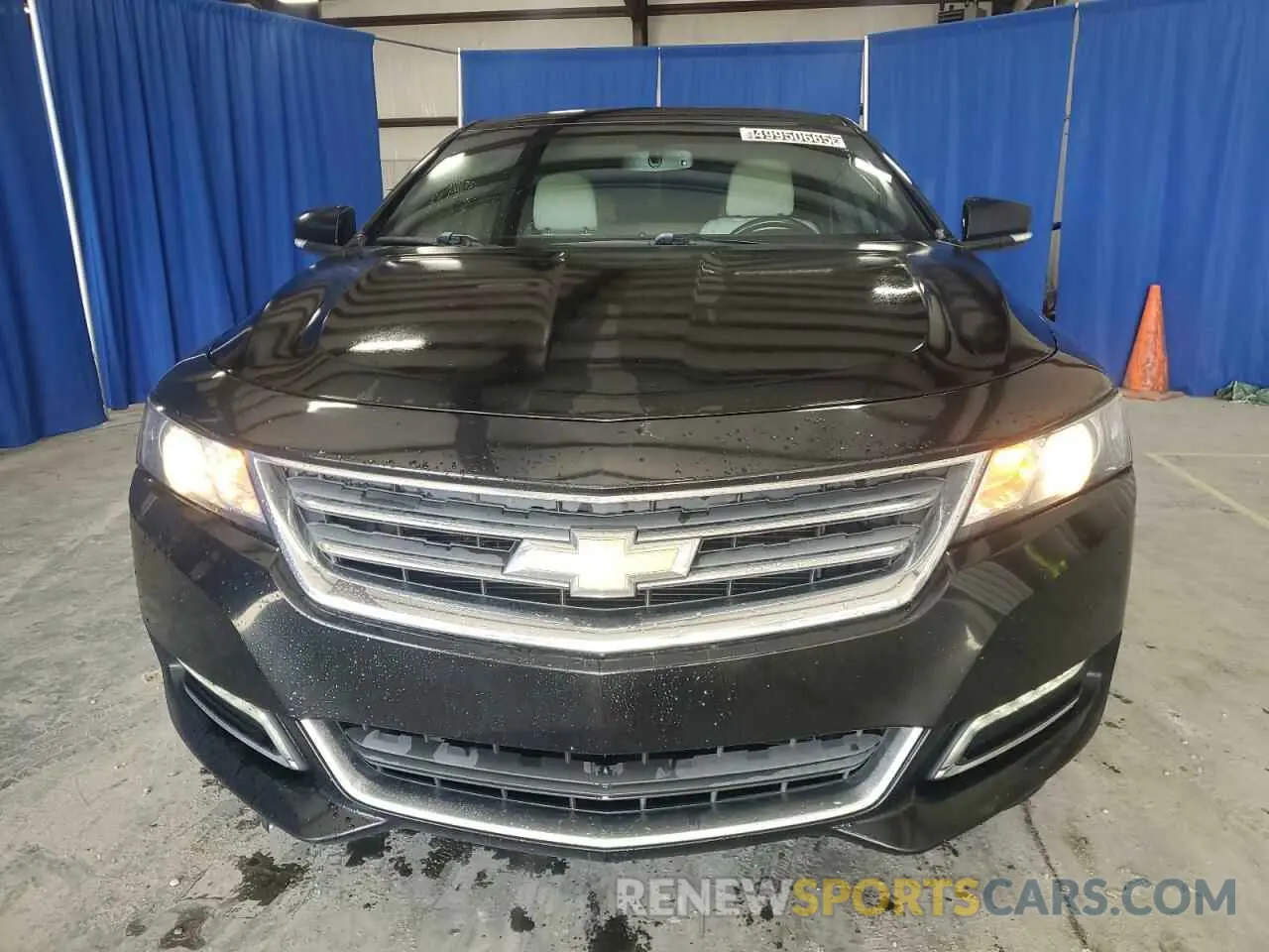 5 fotografías del automóvil dañado 2G11Z5S33K9137322 CHEVROLET IMPALA 2019
