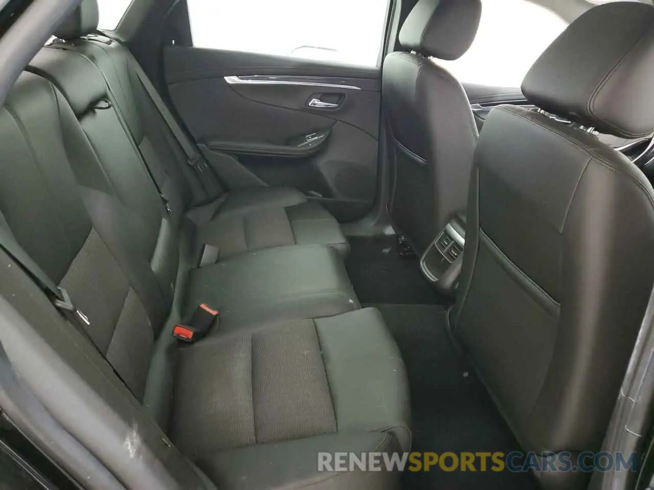 10 fotografías del automóvil dañado 2G11Z5S33K9143668 CHEVROLET IMPALA 2019