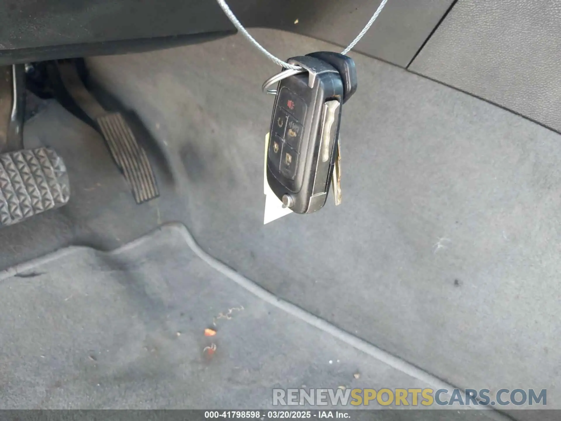 11 fotografías del automóvil dañado 2G11Z5S34K9119704 CHEVROLET IMPALA 2019