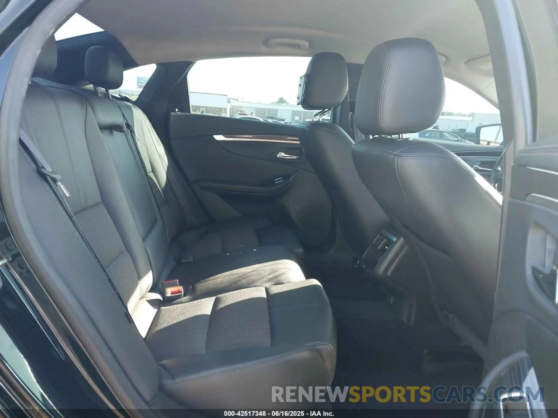 8 fotografías del automóvil dañado 2G11Z5S35K9103625 CHEVROLET IMPALA 2019