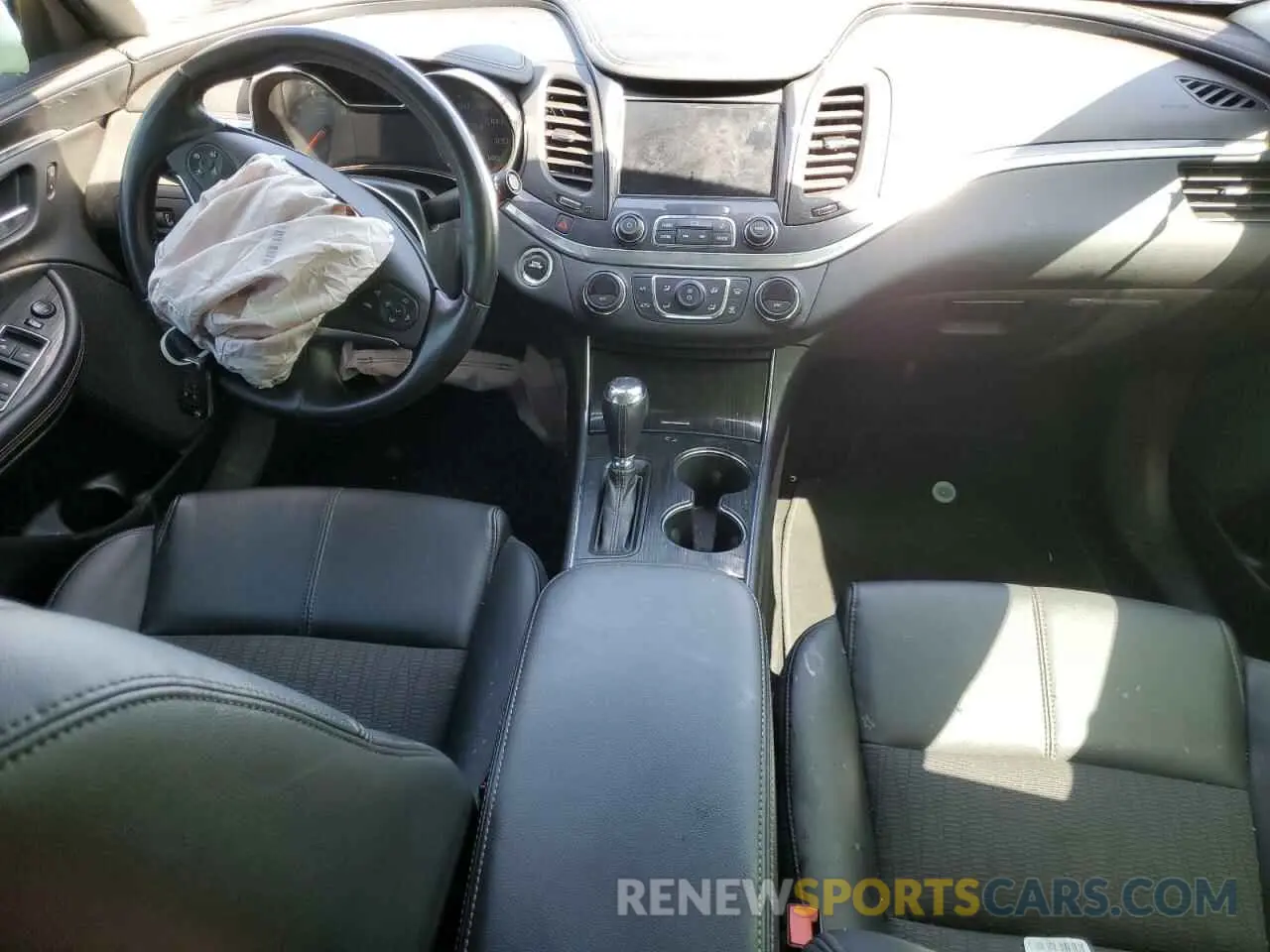 8 fotografías del automóvil dañado 2G11Z5S36K9110731 CHEVROLET IMPALA 2019