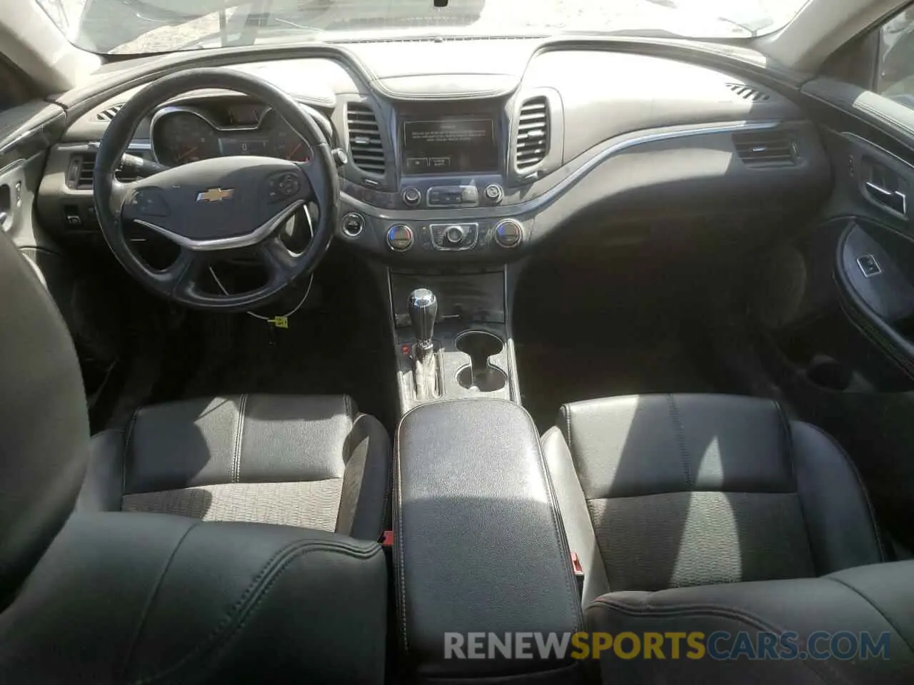 8 fotografías del automóvil dañado 2G11Z5S39K9108469 CHEVROLET IMPALA 2019
