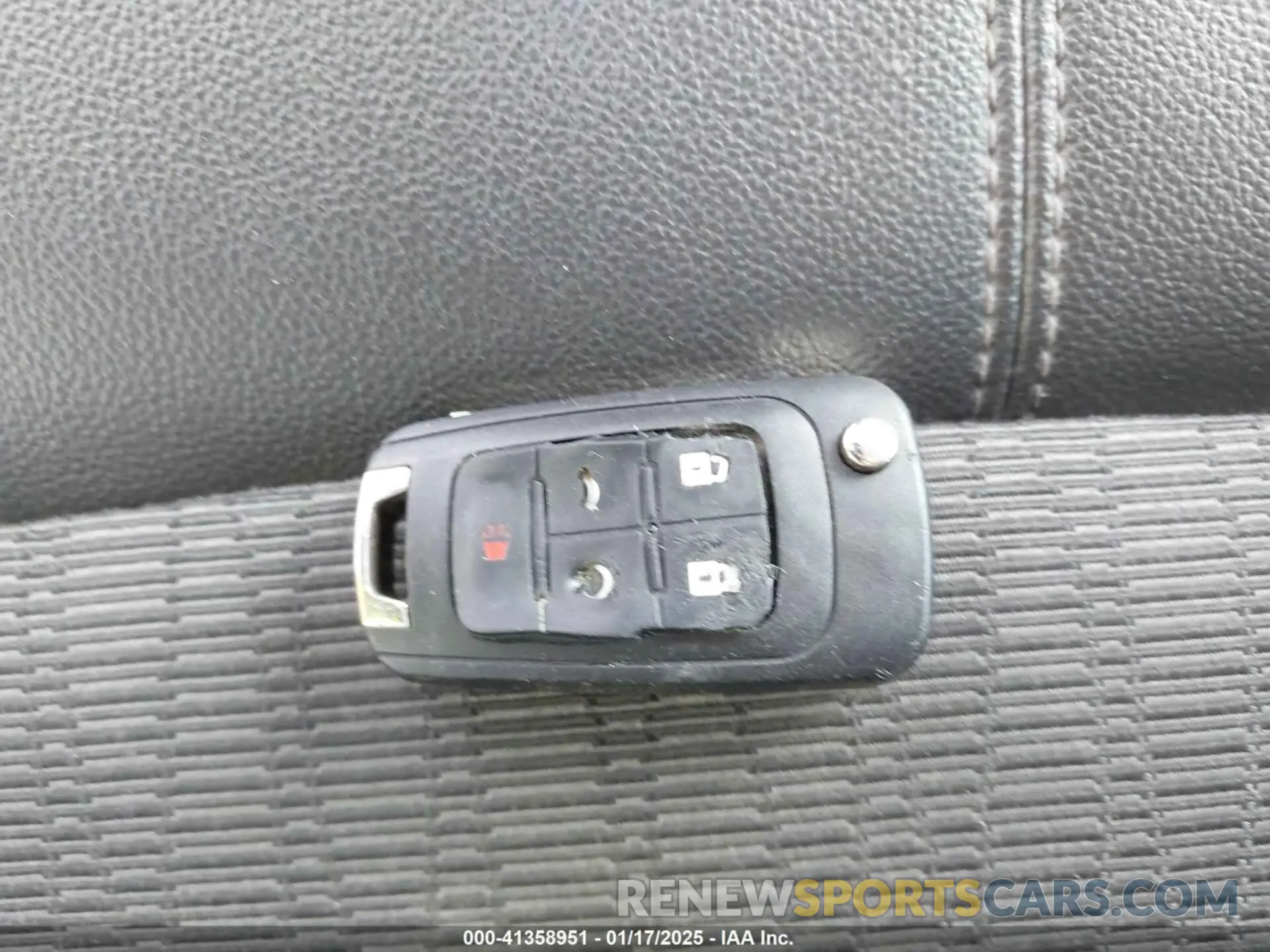 11 fotografías del automóvil dañado 2G11Z5SA1K9133722 CHEVROLET IMPALA 2019
