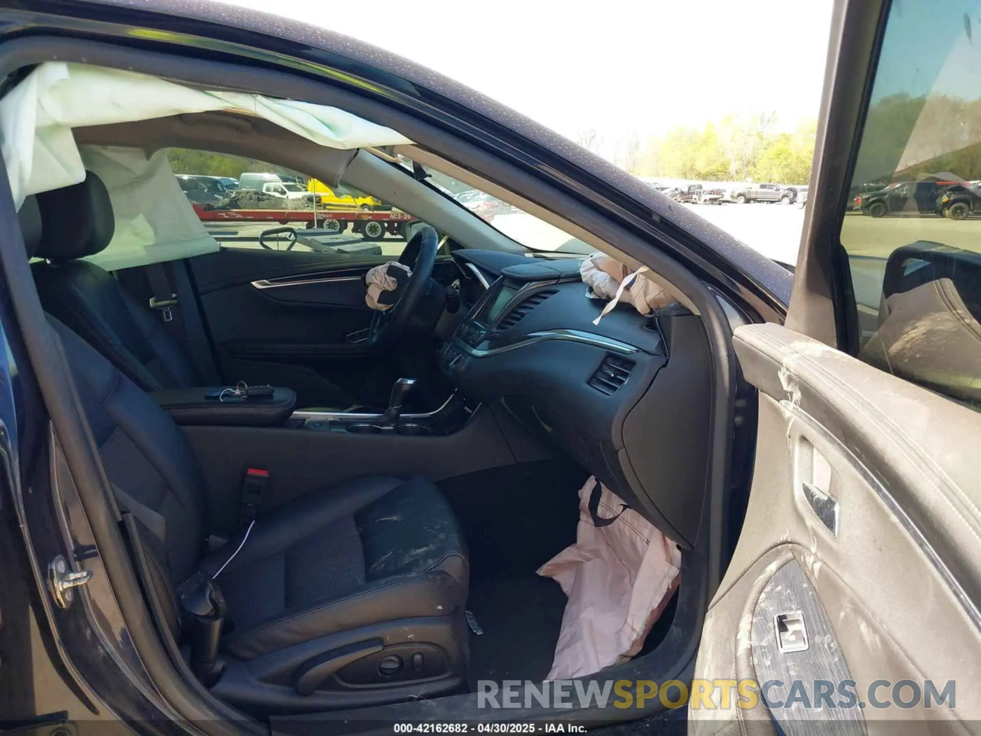 5 fotografías del automóvil dañado 2G11Z5SA1K9136782 CHEVROLET IMPALA 2019