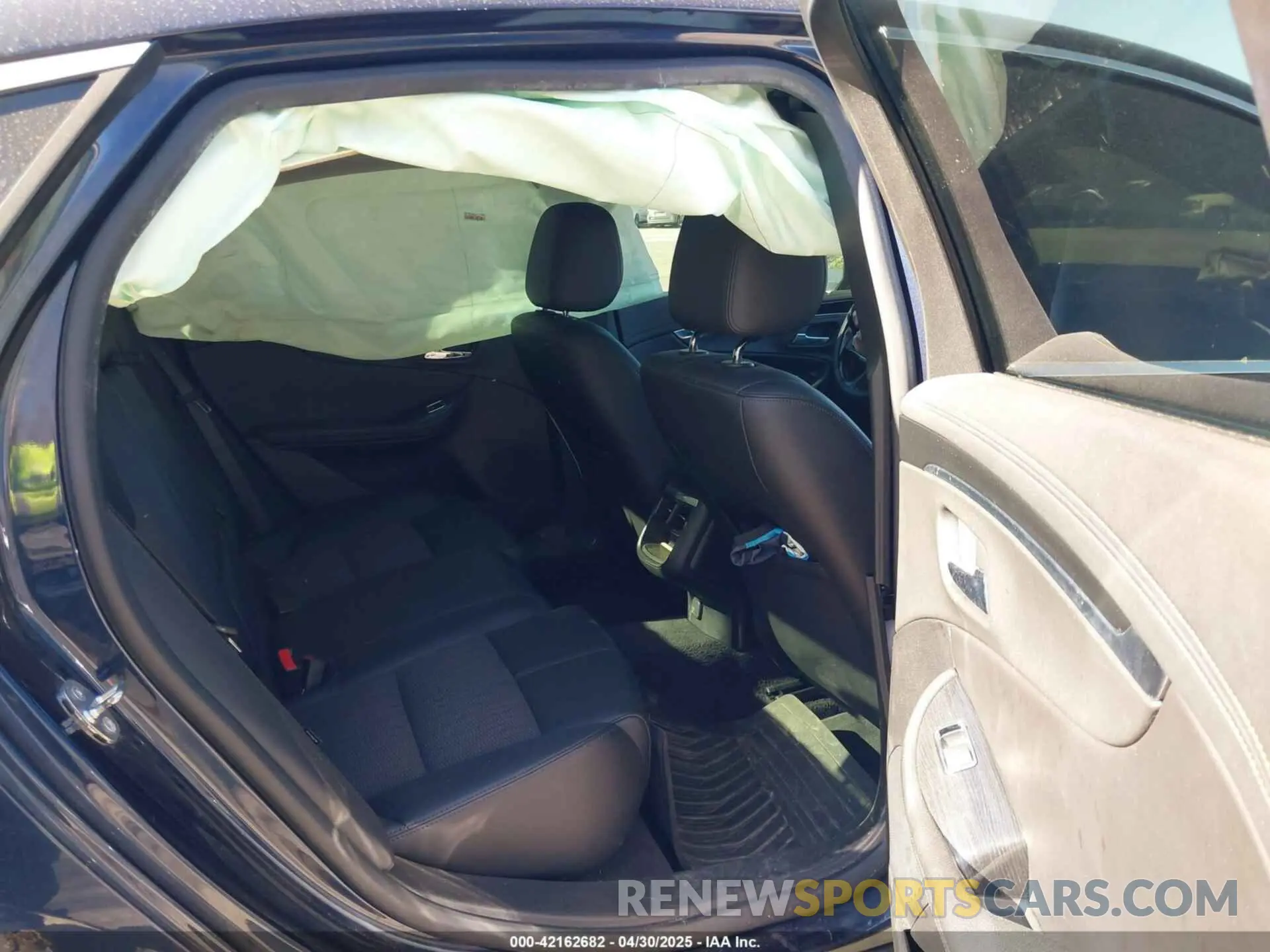 8 fotografías del automóvil dañado 2G11Z5SA1K9136782 CHEVROLET IMPALA 2019