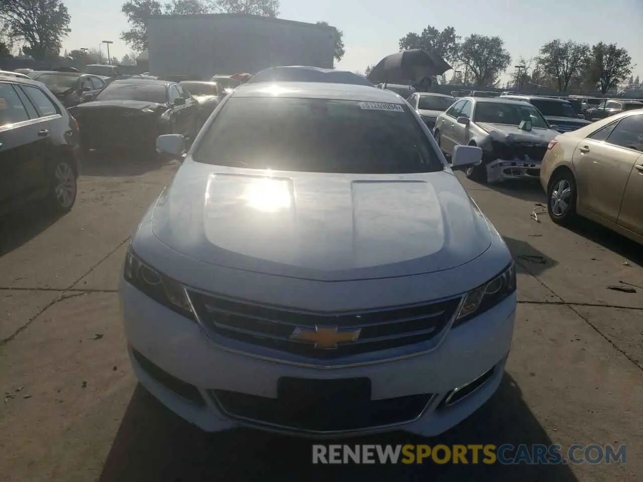5 fotografías del automóvil dañado 2G11Z5SA1K9151055 CHEVROLET IMPALA 2019