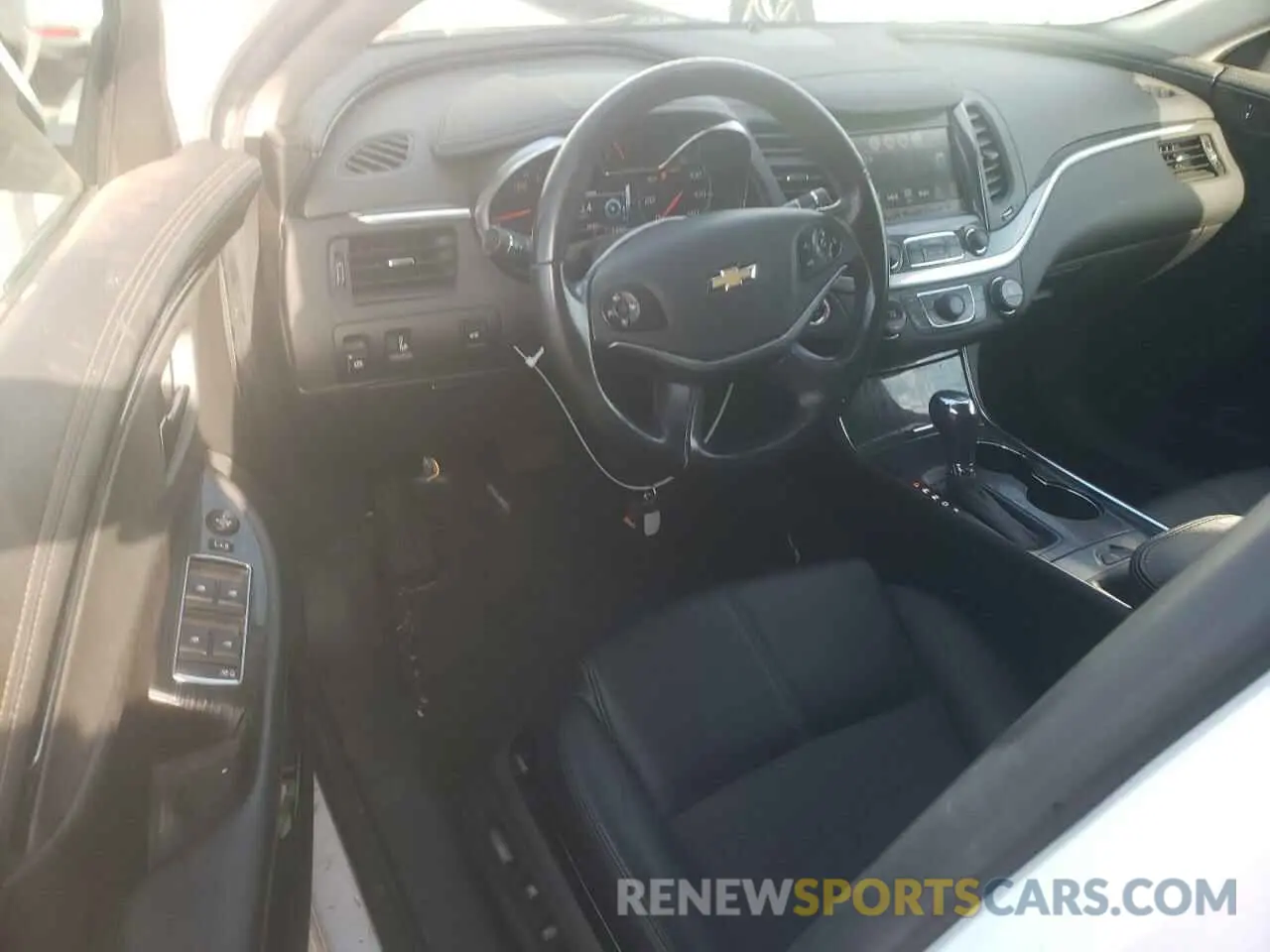 8 fotografías del automóvil dañado 2G11Z5SA1K9151055 CHEVROLET IMPALA 2019