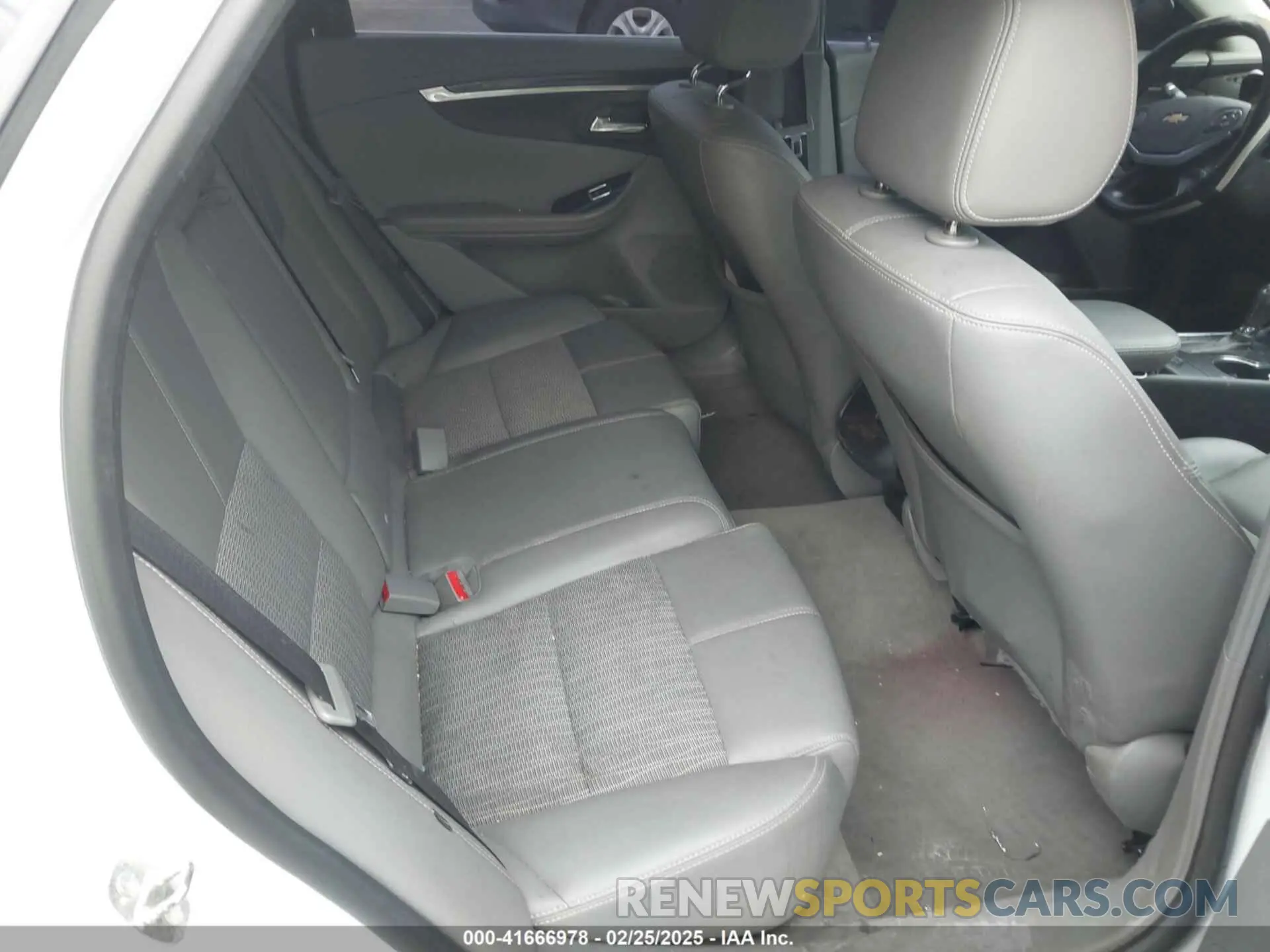 8 fotografías del automóvil dañado 2G11Z5SA6K9148202 CHEVROLET IMPALA 2019