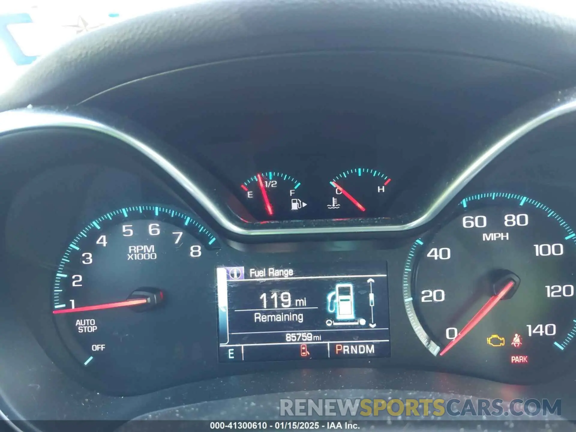 15 fotografías del automóvil dañado 2G11Z5SA9K9119180 CHEVROLET IMPALA 2019