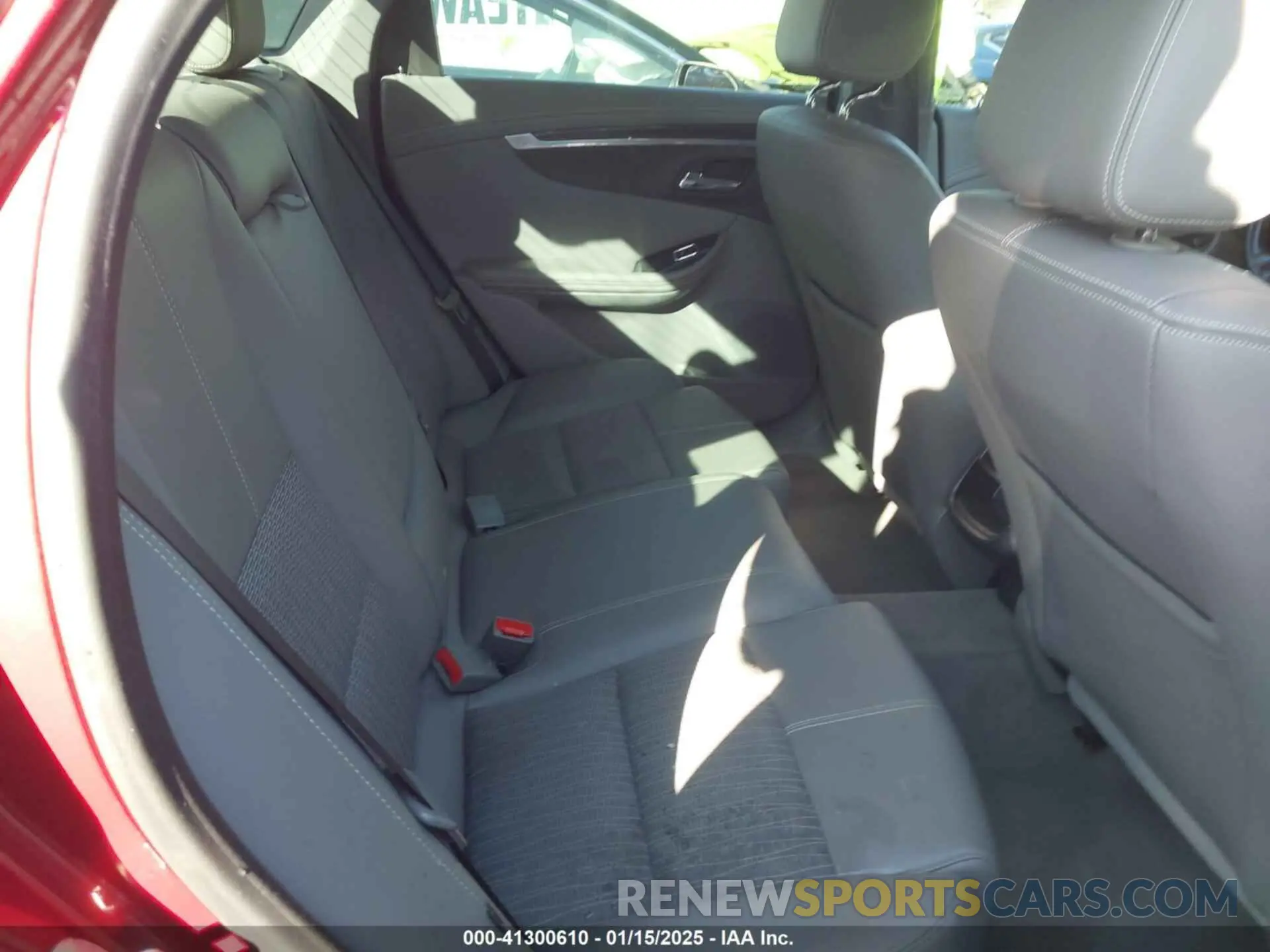 8 fotografías del automóvil dañado 2G11Z5SA9K9119180 CHEVROLET IMPALA 2019