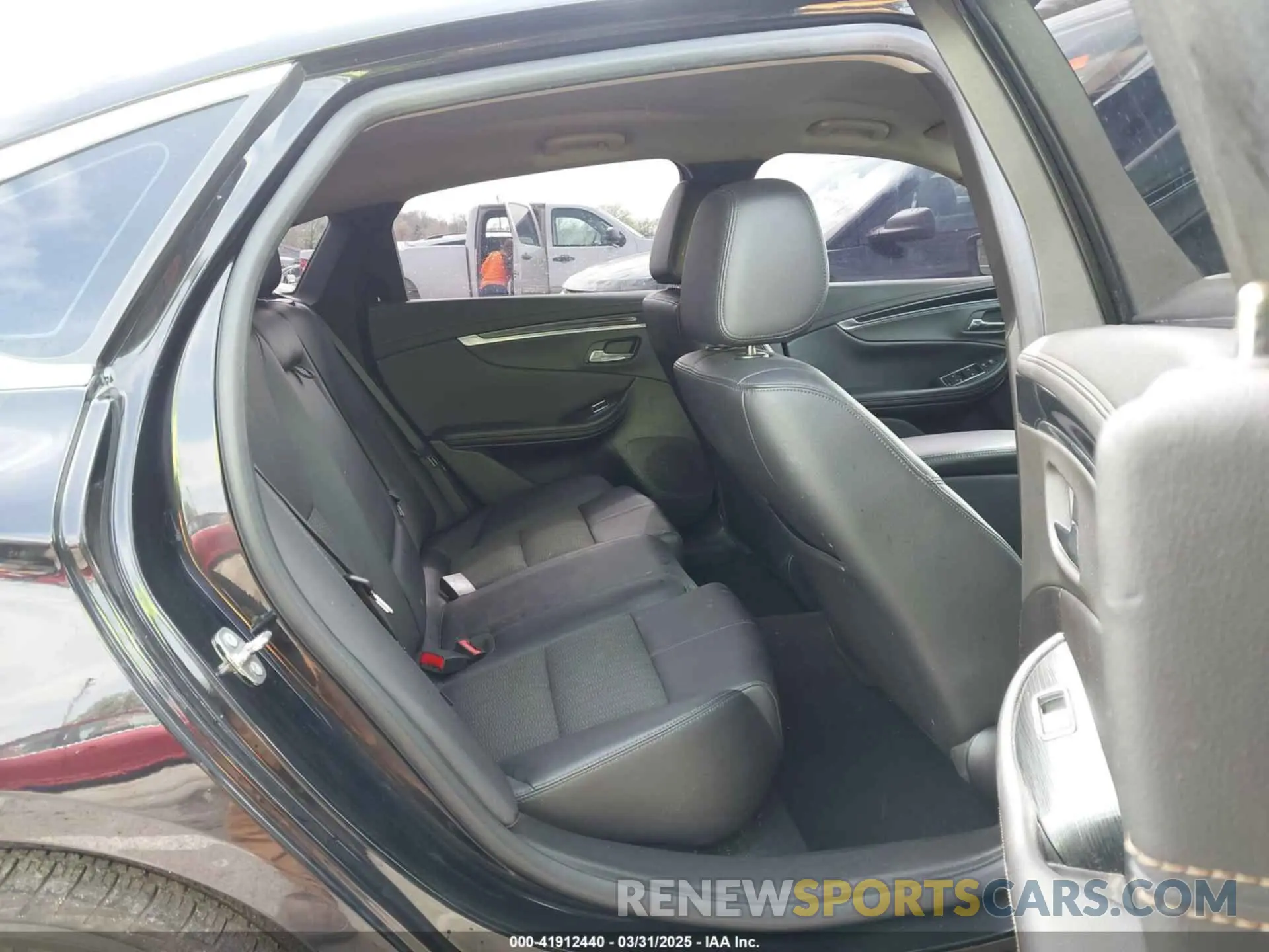 8 fotografías del automóvil dañado 2G11Z5SAXK9144721 CHEVROLET IMPALA 2019