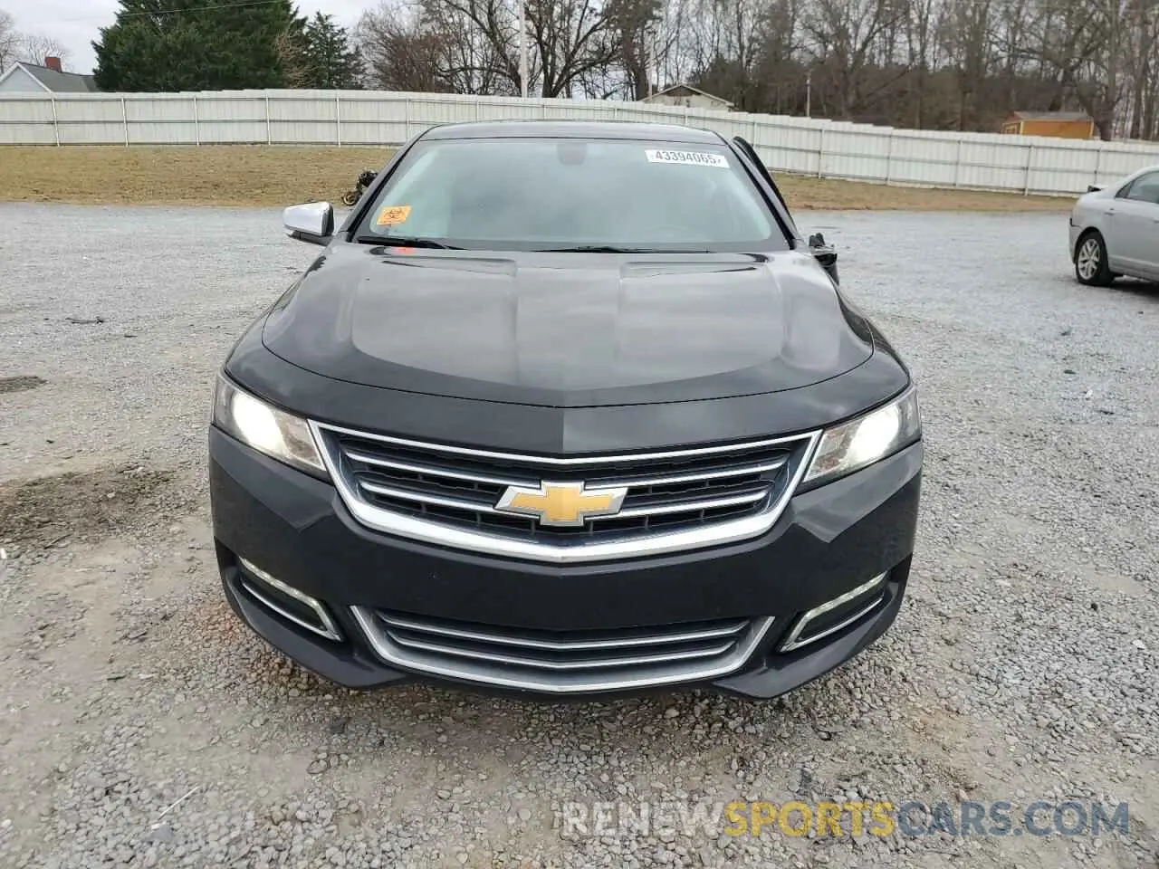 5 fotografías del automóvil dañado 1G1105S32LU108845 CHEVROLET IMPALA 2020
