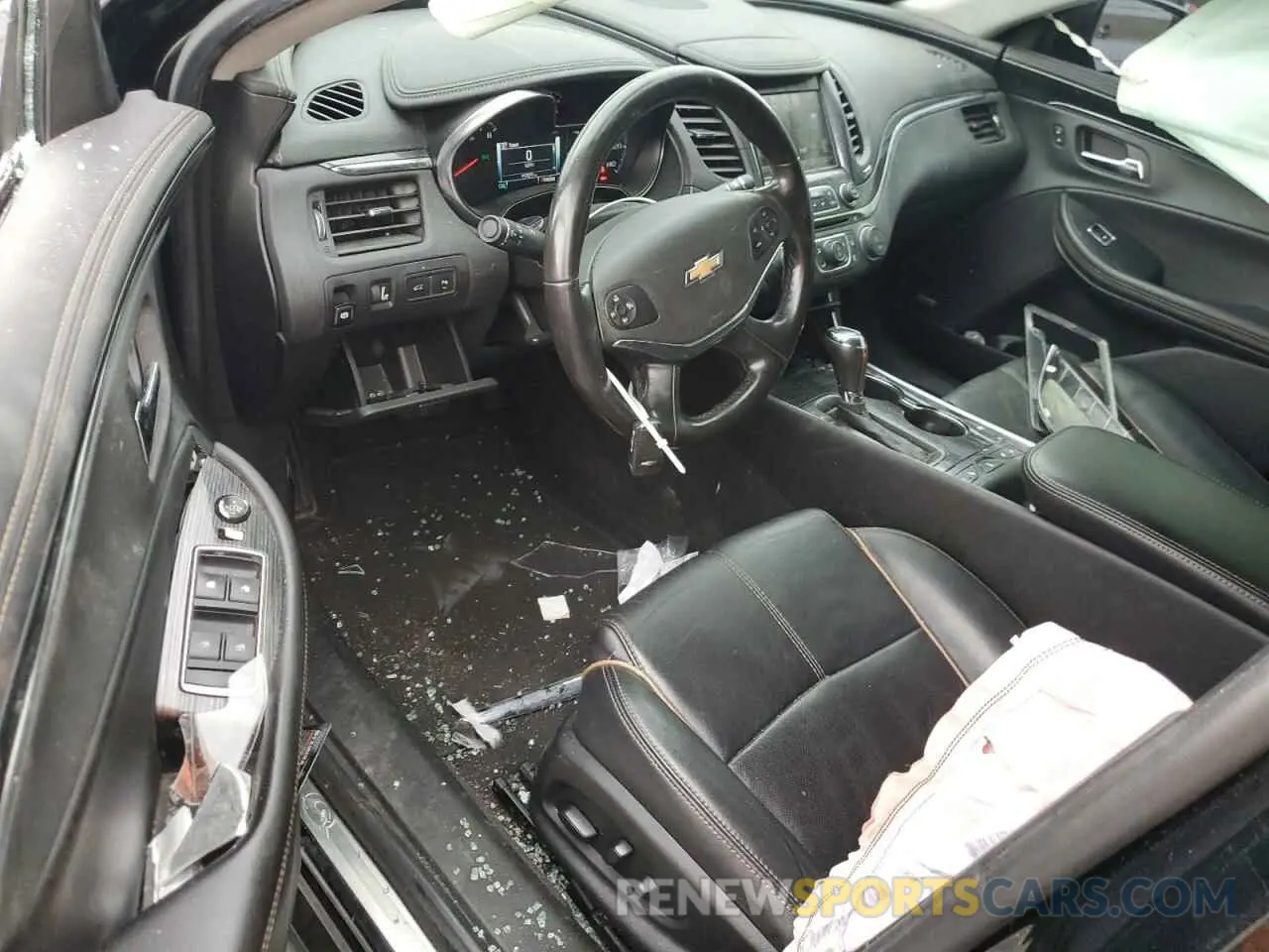 8 fotografías del automóvil dañado 1G1105S32LU108845 CHEVROLET IMPALA 2020