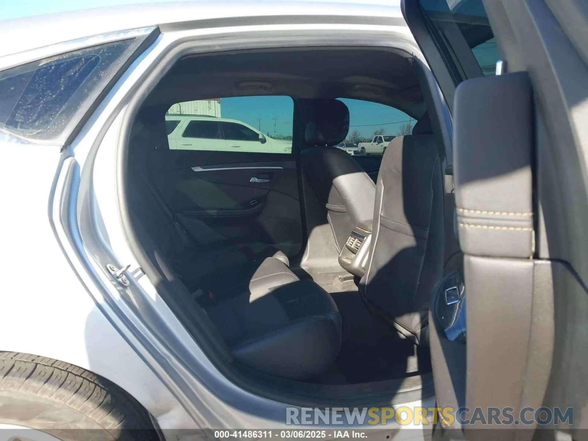 8 fotografías del automóvil dañado 1G11Z5S3XLU102944 CHEVROLET IMPALA 2020