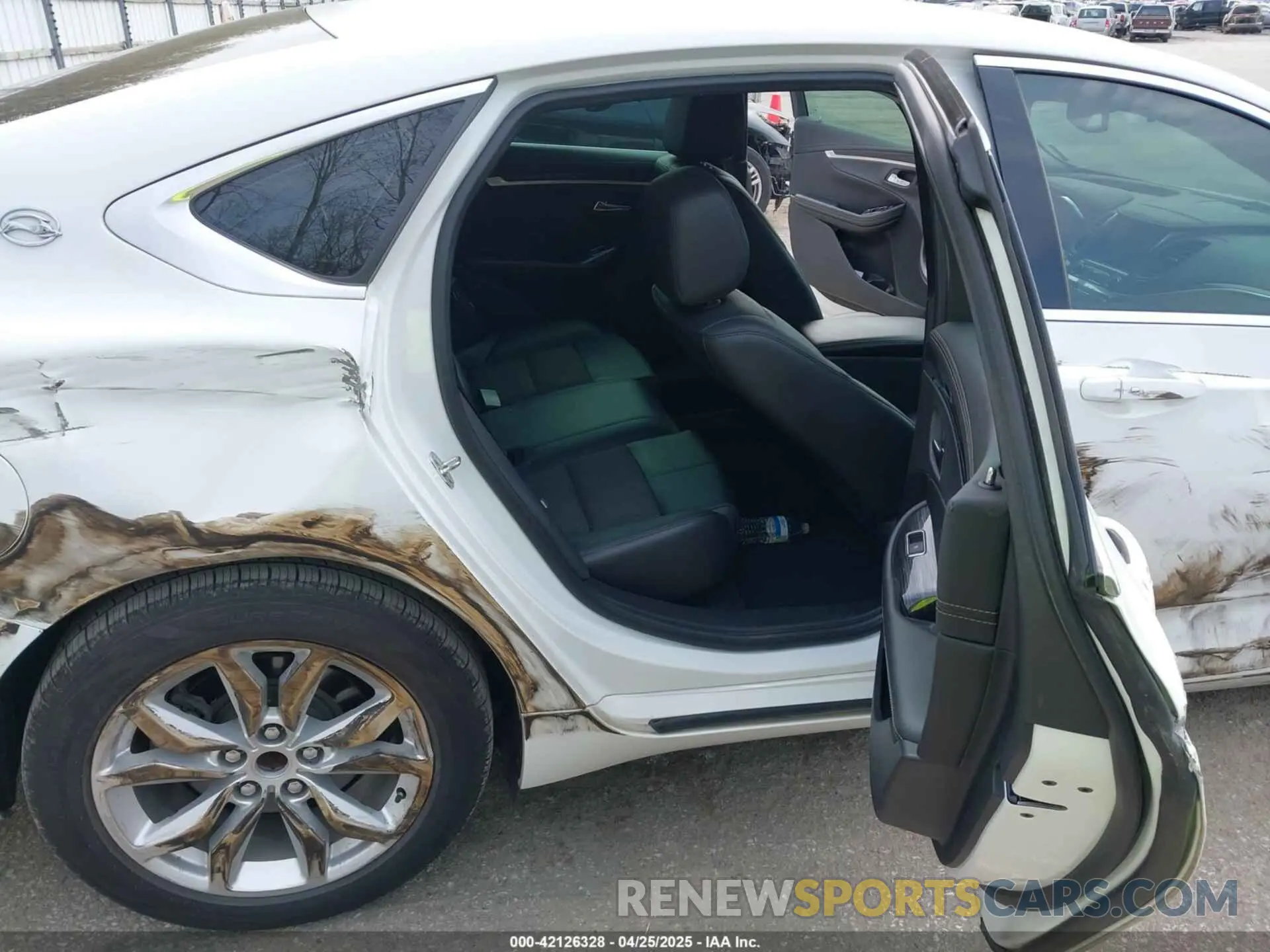 8 fotografías del automóvil dañado 1G11Z5S3XLU110431 CHEVROLET IMPALA 2020