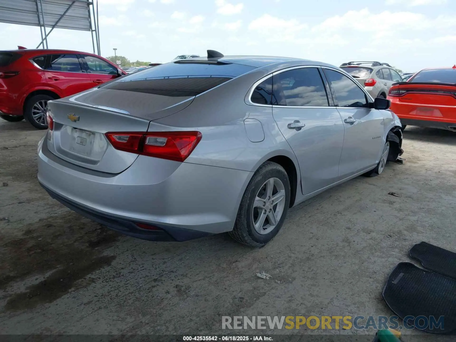 4 fotografías del automóvil dañado 1G1ZB5ST0KF189330 CHEVROLET MALIBU 2019
