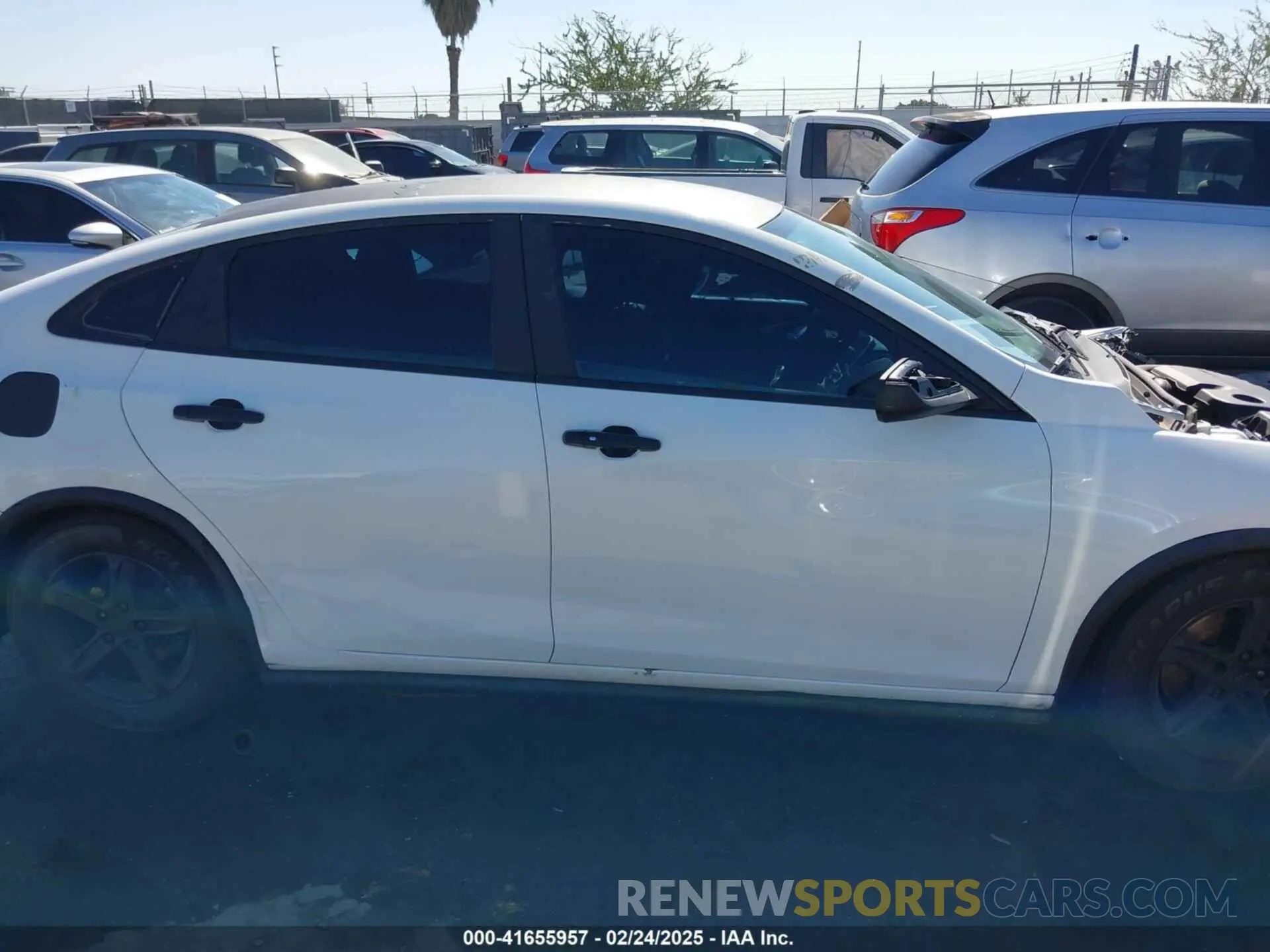 13 fotografías del automóvil dañado 1G1ZB5ST0KF201637 CHEVROLET MALIBU 2019