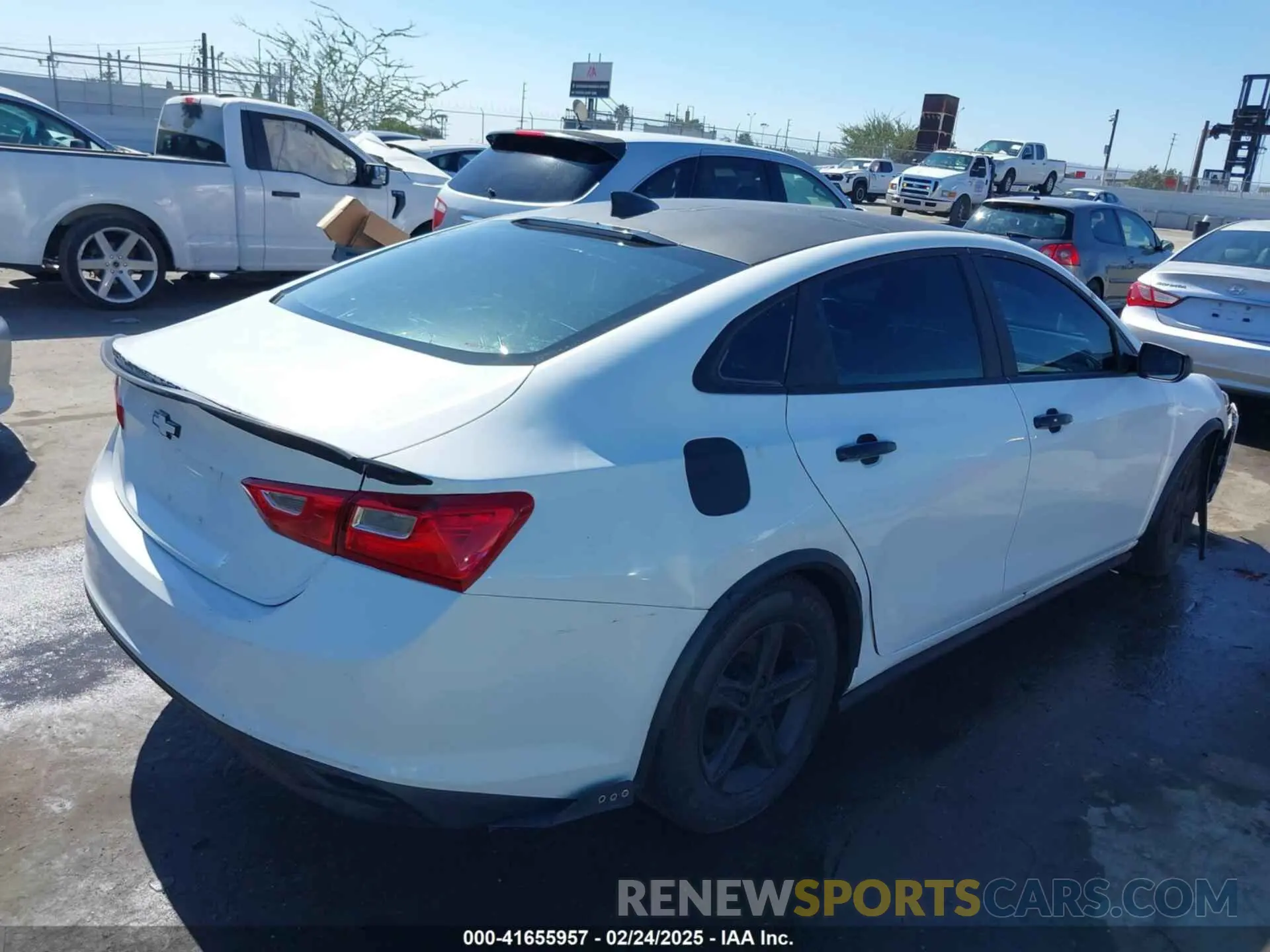 4 fotografías del automóvil dañado 1G1ZB5ST0KF201637 CHEVROLET MALIBU 2019