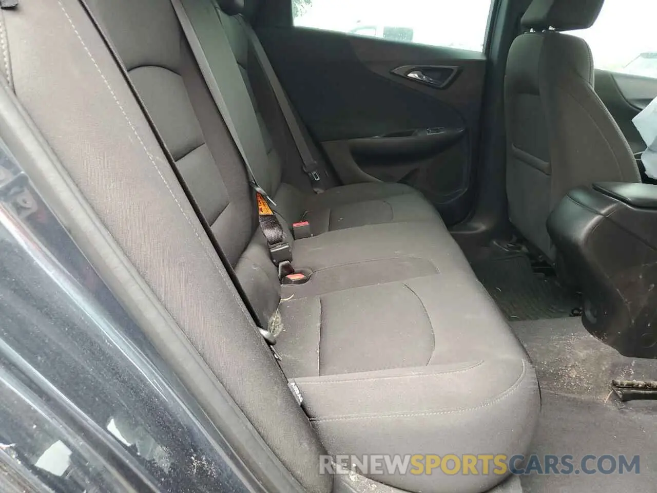 10 fotografías del automóvil dañado 1G1ZB5ST1KF183245 CHEVROLET MALIBU 2019