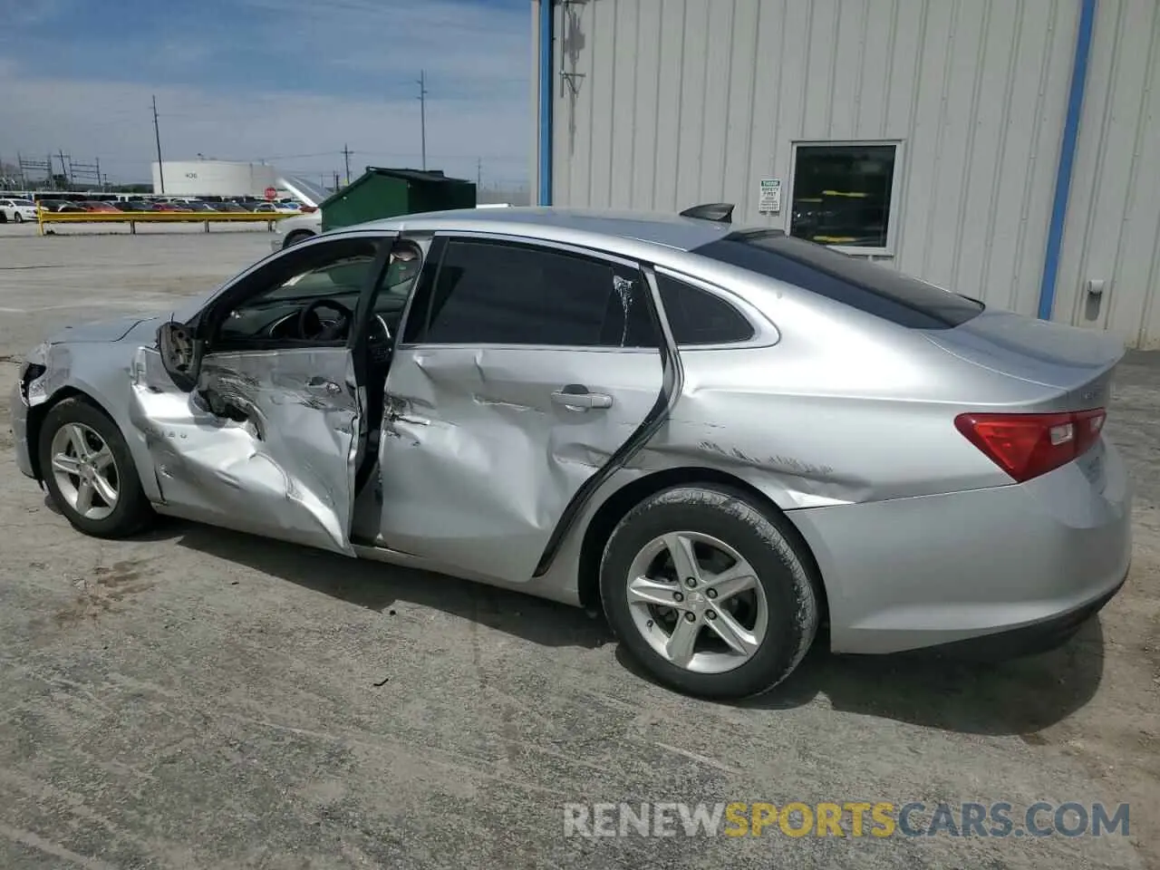 2 fotografías del automóvil dañado 1G1ZB5ST1KF226319 CHEVROLET MALIBU 2019