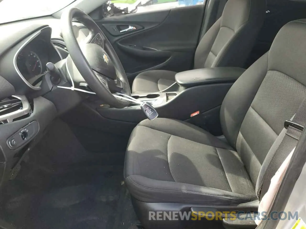 7 fotografías del automóvil dañado 1G1ZB5ST1KF226319 CHEVROLET MALIBU 2019