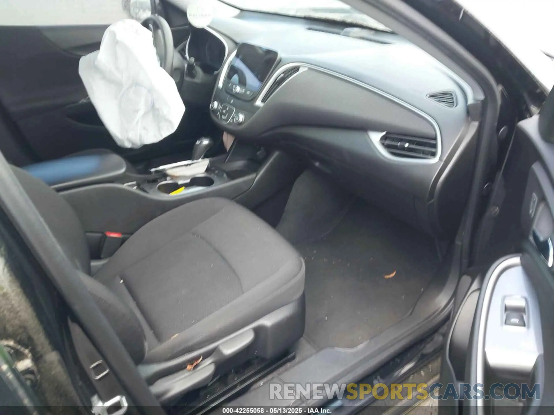 5 fotografías del automóvil dañado 1G1ZB5ST2KF217581 CHEVROLET MALIBU 2019