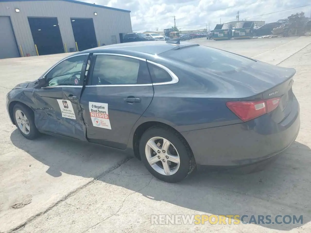 2 fotografías del automóvil dañado 1G1ZB5ST3KF178399 CHEVROLET MALIBU 2019