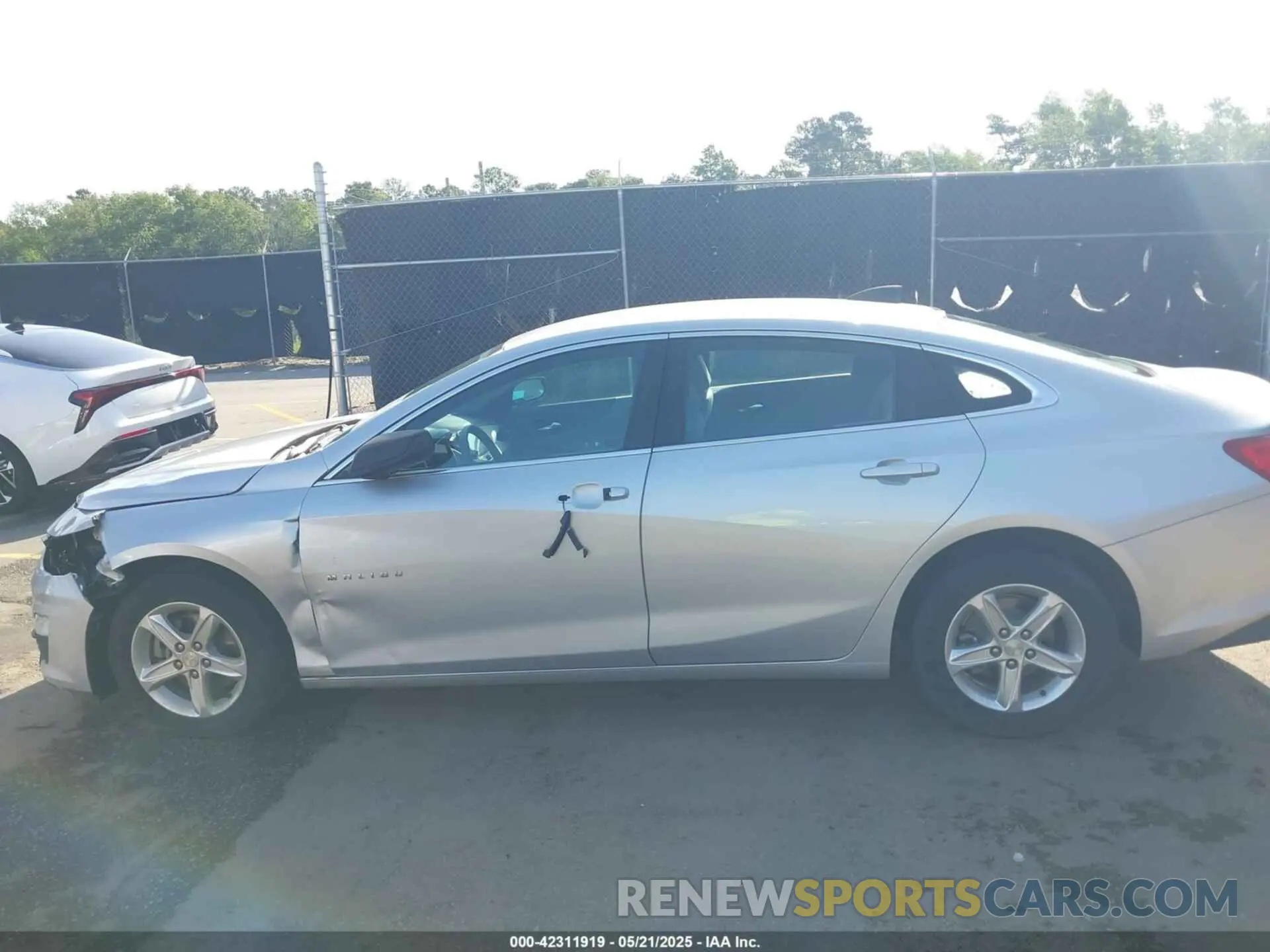 14 fotografías del automóvil dañado 1G1ZB5ST4KF165824 CHEVROLET MALIBU 2019