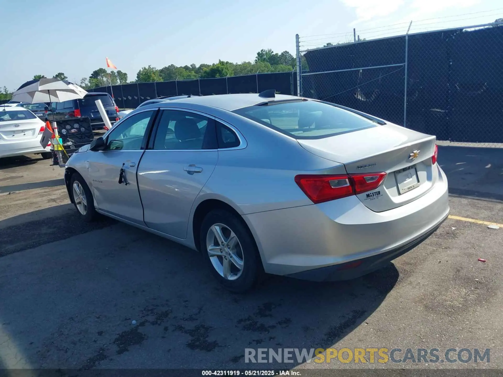 3 fotografías del automóvil dañado 1G1ZB5ST4KF165824 CHEVROLET MALIBU 2019