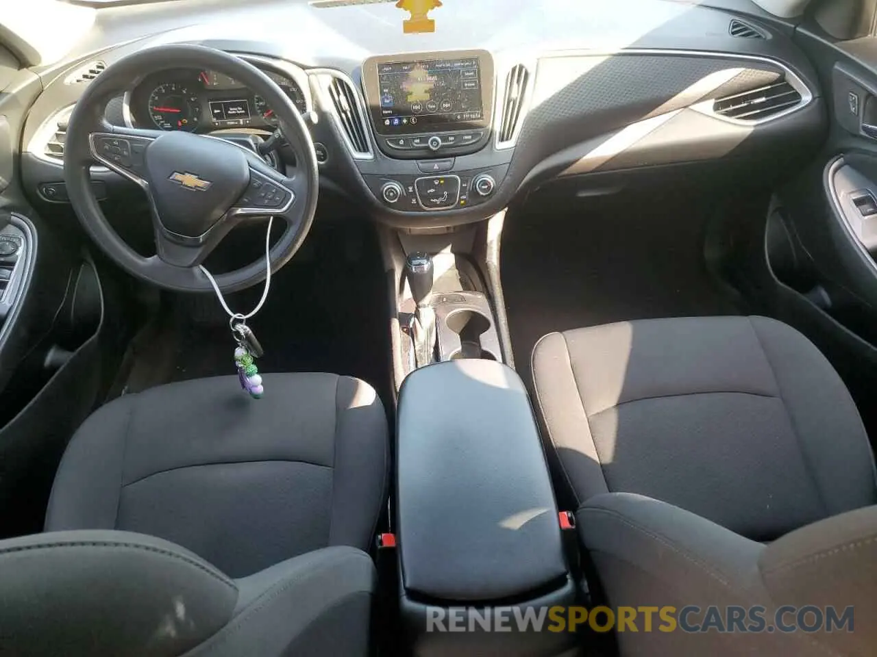 8 fotografías del automóvil dañado 1G1ZB5ST7KF125768 CHEVROLET MALIBU 2019