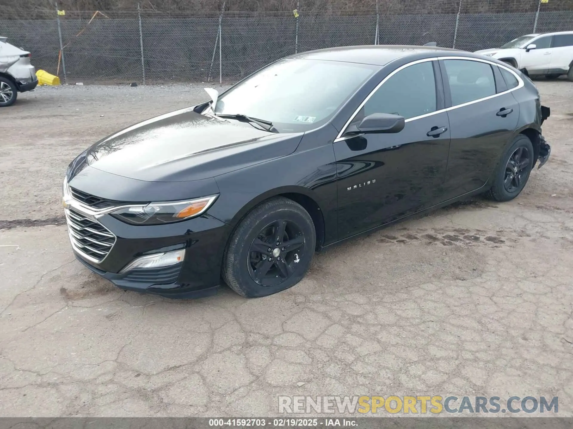 2 fotografías del automóvil dañado 1G1ZB5ST9KF173482 CHEVROLET MALIBU 2019