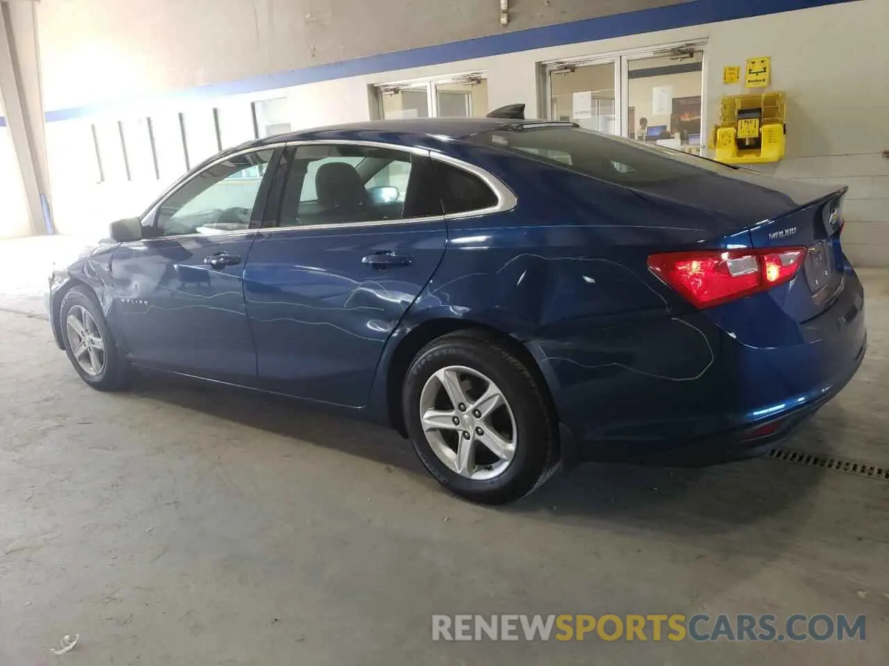 2 fotografías del automóvil dañado 1G1ZB5ST9KF174387 CHEVROLET MALIBU 2019