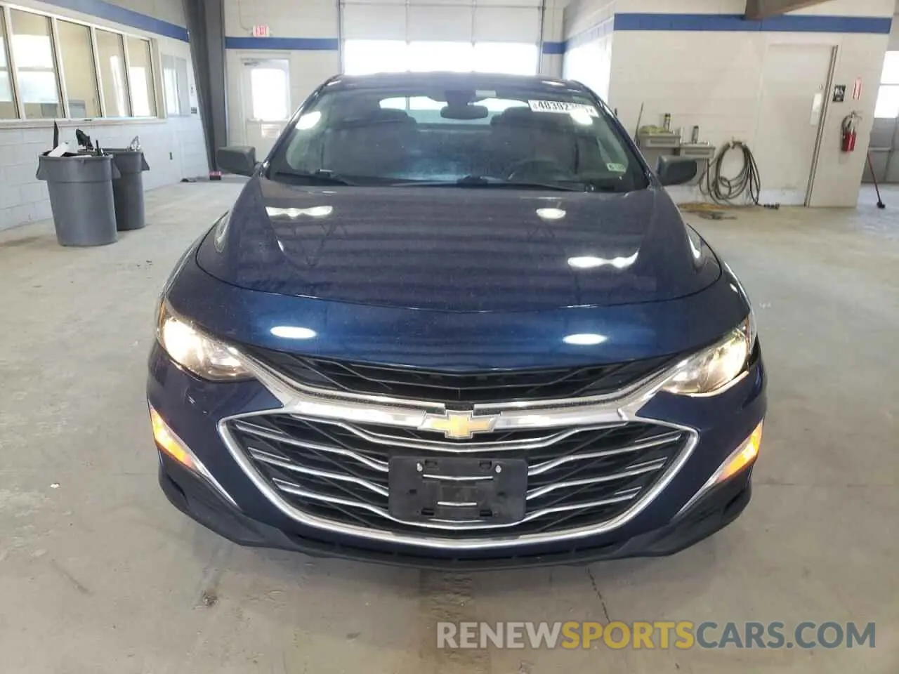 5 fotografías del automóvil dañado 1G1ZB5ST9KF174387 CHEVROLET MALIBU 2019