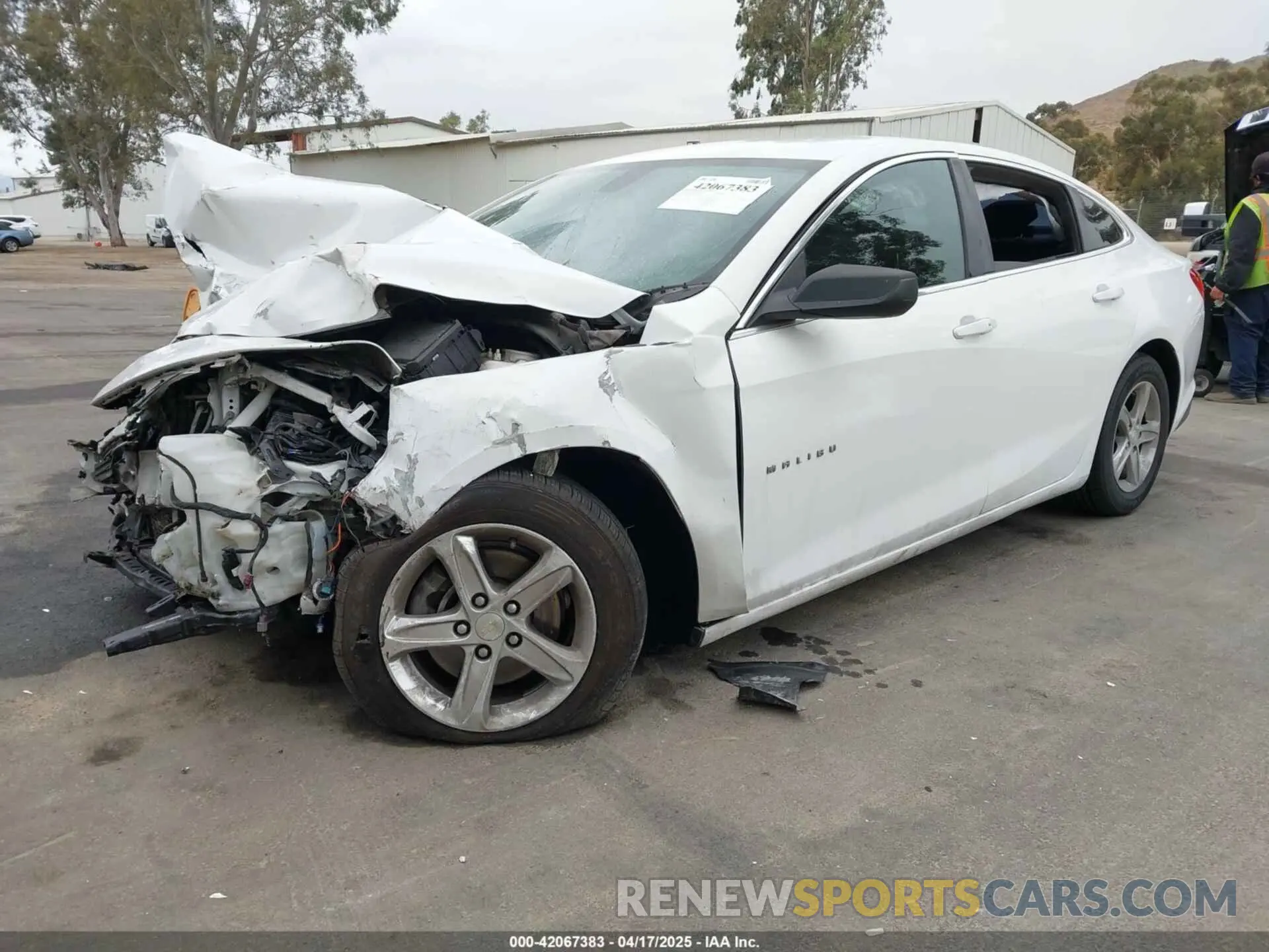 2 fotografías del automóvil dañado 1G1ZB5STXKF220180 CHEVROLET MALIBU 2019