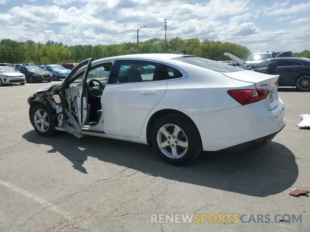 2 fotografías del automóvil dañado 1G1ZC5ST0KF200095 CHEVROLET MALIBU 2019
