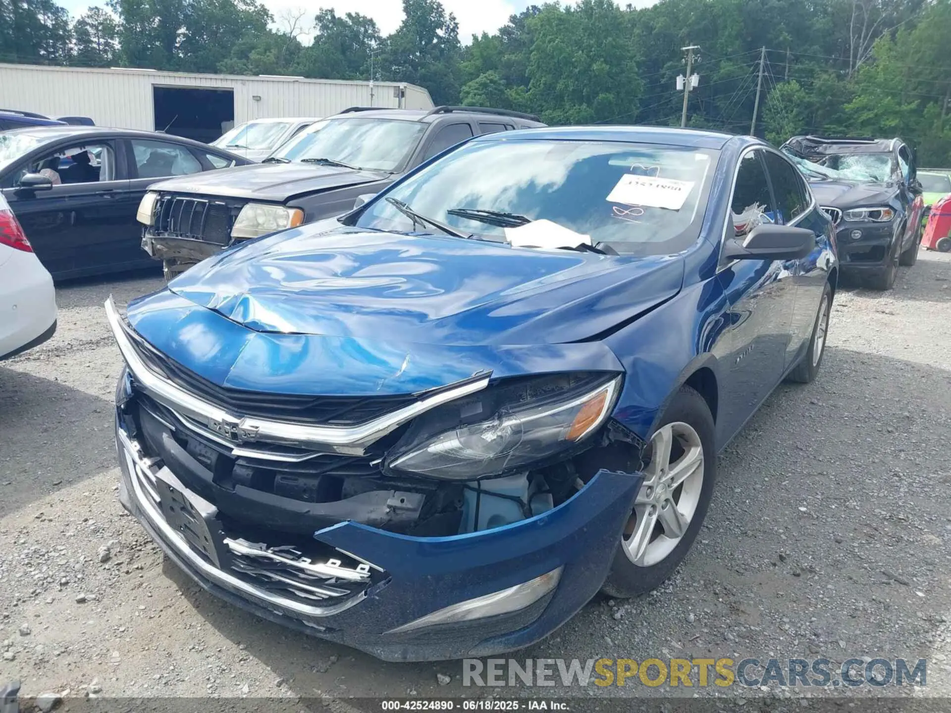 2 fotografías del automóvil dañado 1G1ZC5ST1KF186353 CHEVROLET MALIBU 2019