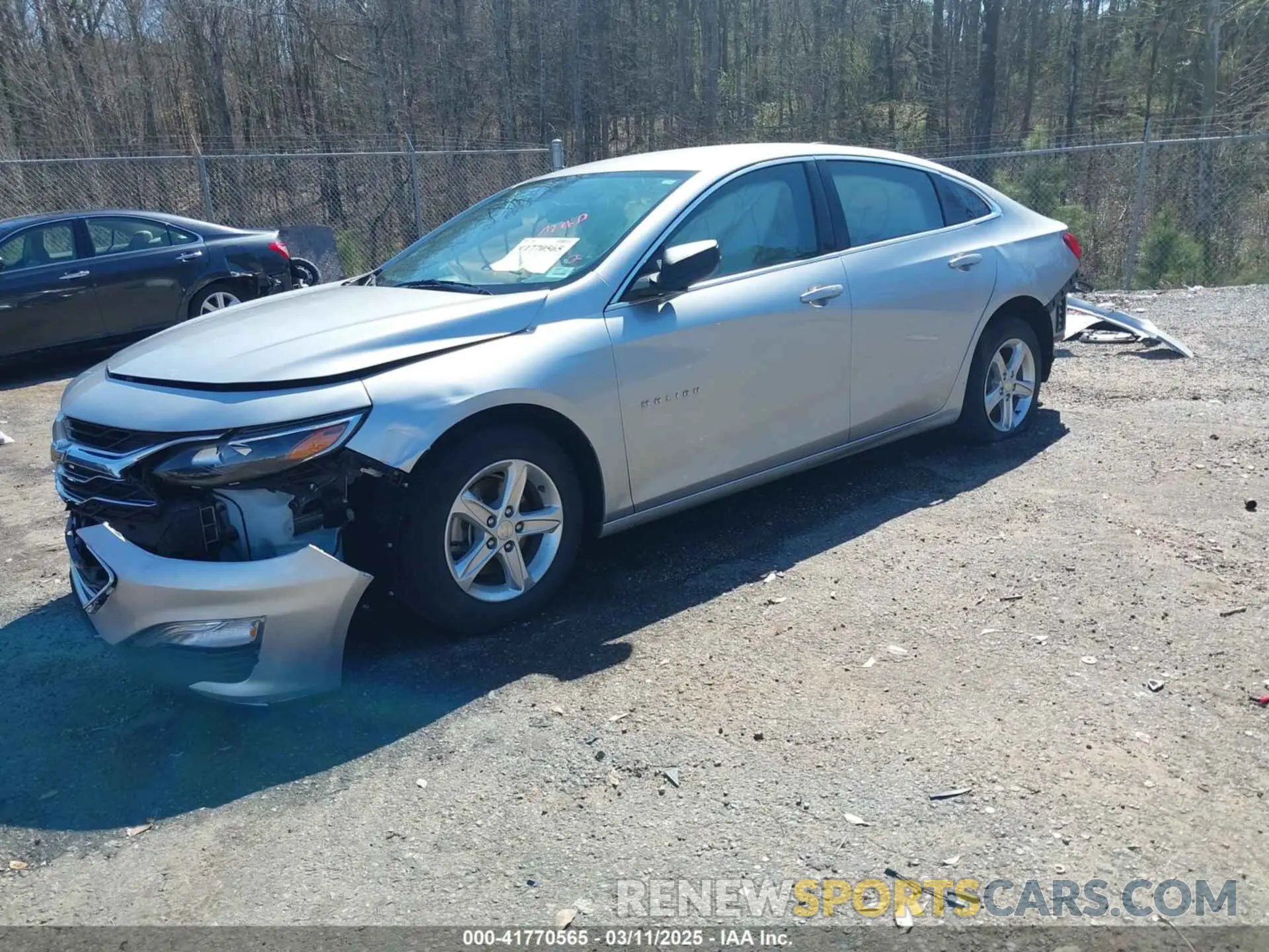 2 fotografías del automóvil dañado 1G1ZC5ST1KF210196 CHEVROLET MALIBU 2019