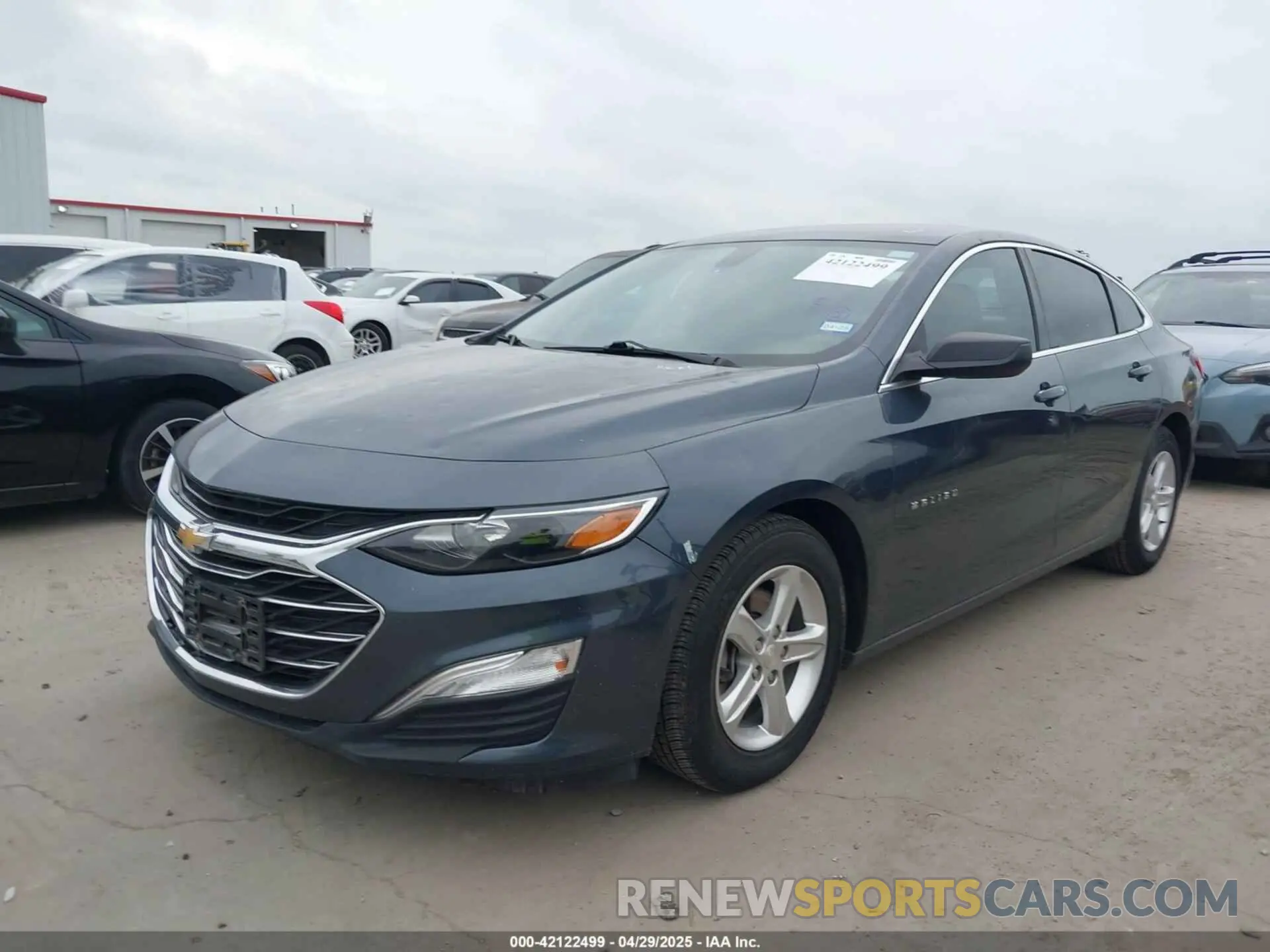 2 fotografías del automóvil dañado 1G1ZC5ST2KF184322 CHEVROLET MALIBU 2019
