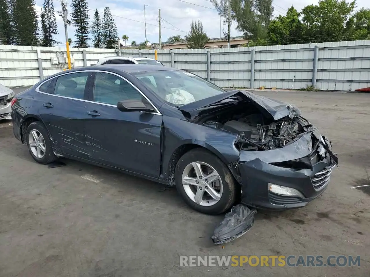 4 fotografías del automóvil dañado 1G1ZC5ST4KF118158 CHEVROLET MALIBU 2019