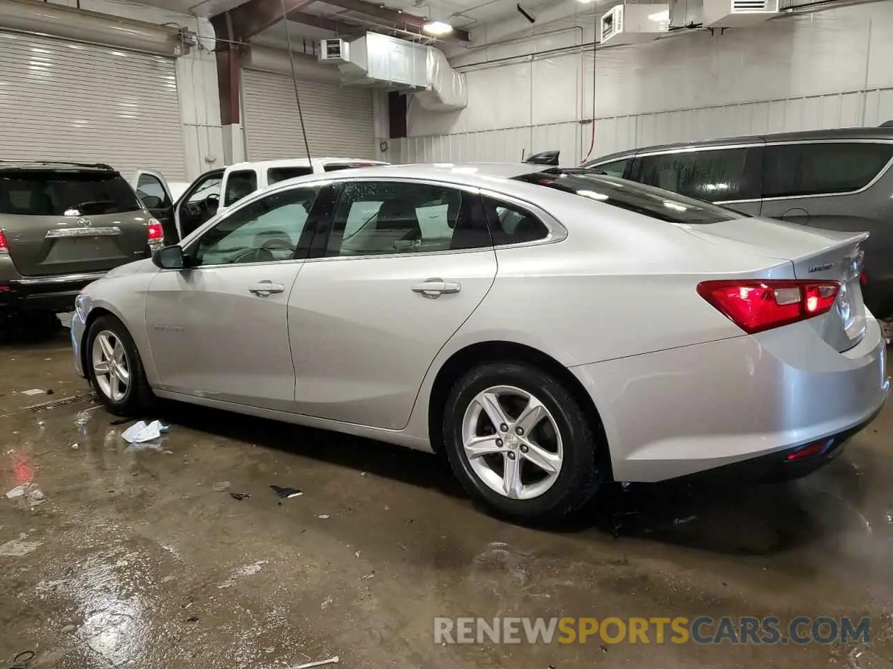 2 fotografías del automóvil dañado 1G1ZC5ST4KF183365 CHEVROLET MALIBU 2019
