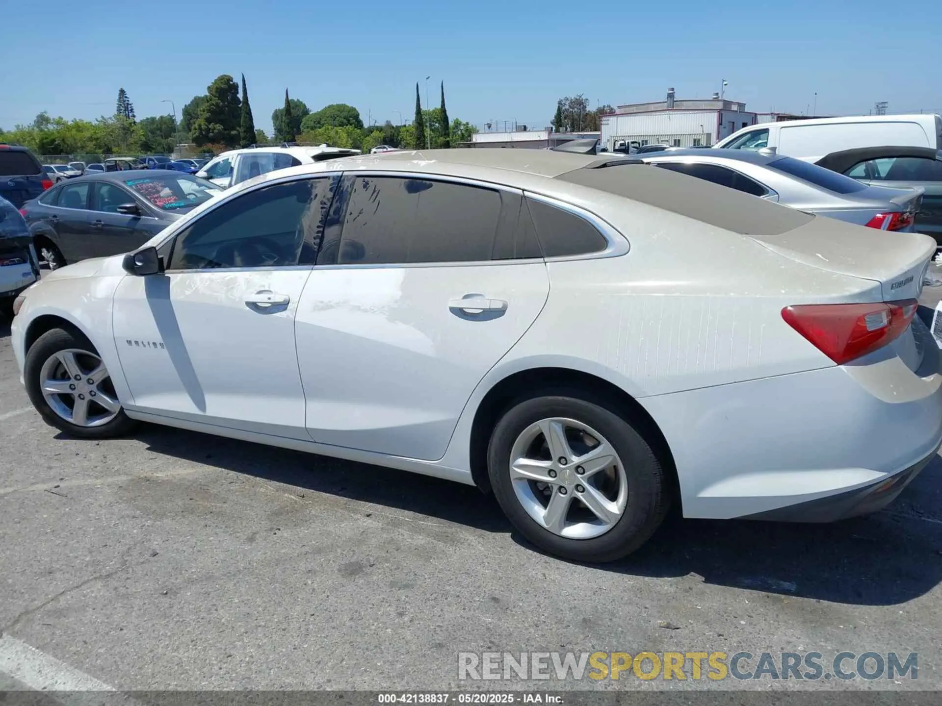 14 fotografías del automóvil dañado 1G1ZC5ST5KF111073 CHEVROLET MALIBU 2019