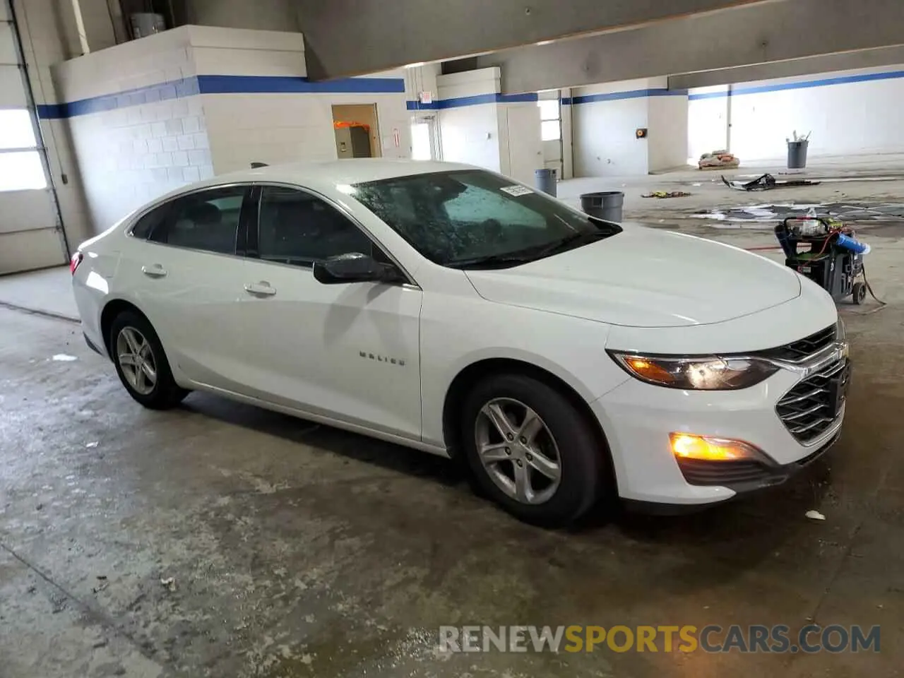 4 fotografías del automóvil dañado 1G1ZC5ST6KF161402 CHEVROLET MALIBU 2019