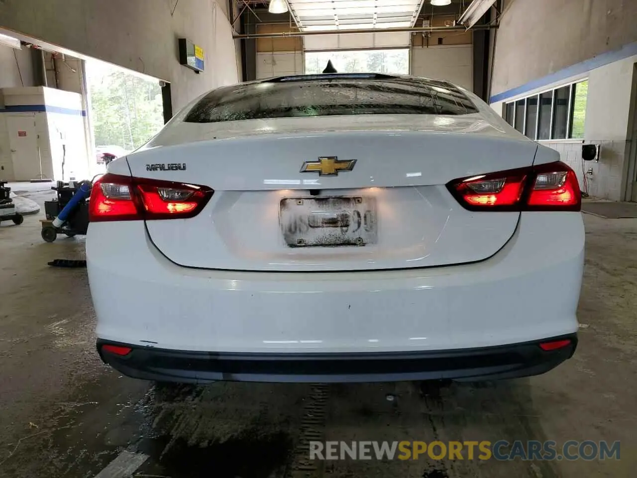 6 fotografías del automóvil dañado 1G1ZC5ST6KF161402 CHEVROLET MALIBU 2019