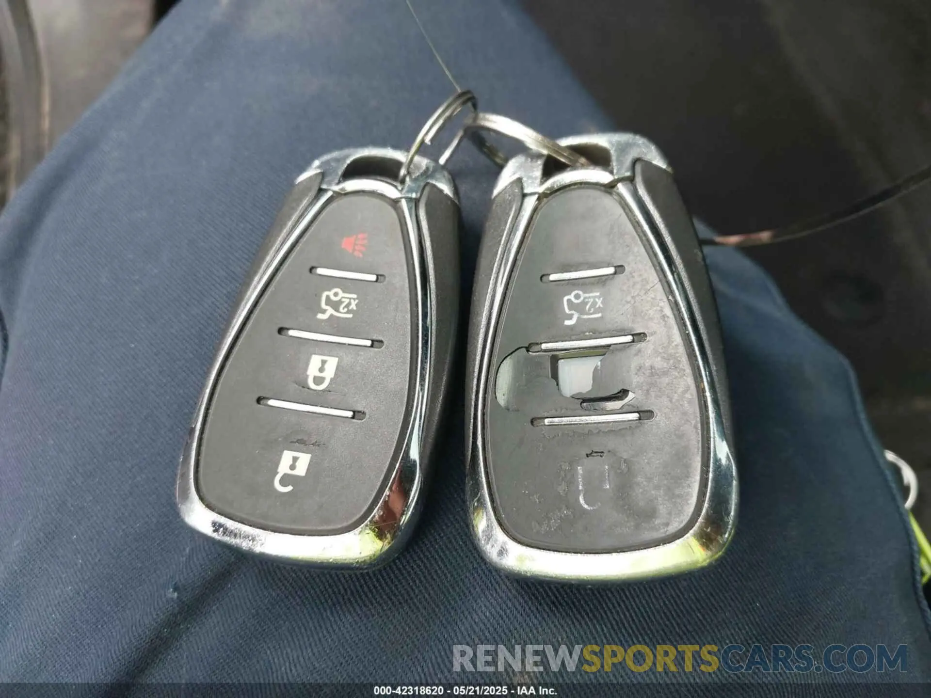 11 fotografías del automóvil dañado 1G1ZC5ST6KF181875 CHEVROLET MALIBU 2019